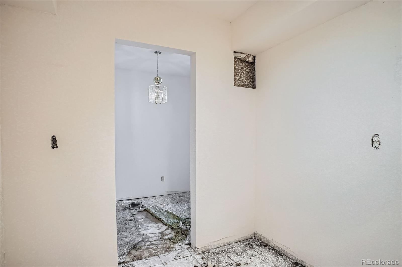MLS Image #5 for 3643 s sheridan boulevard,denver, Colorado