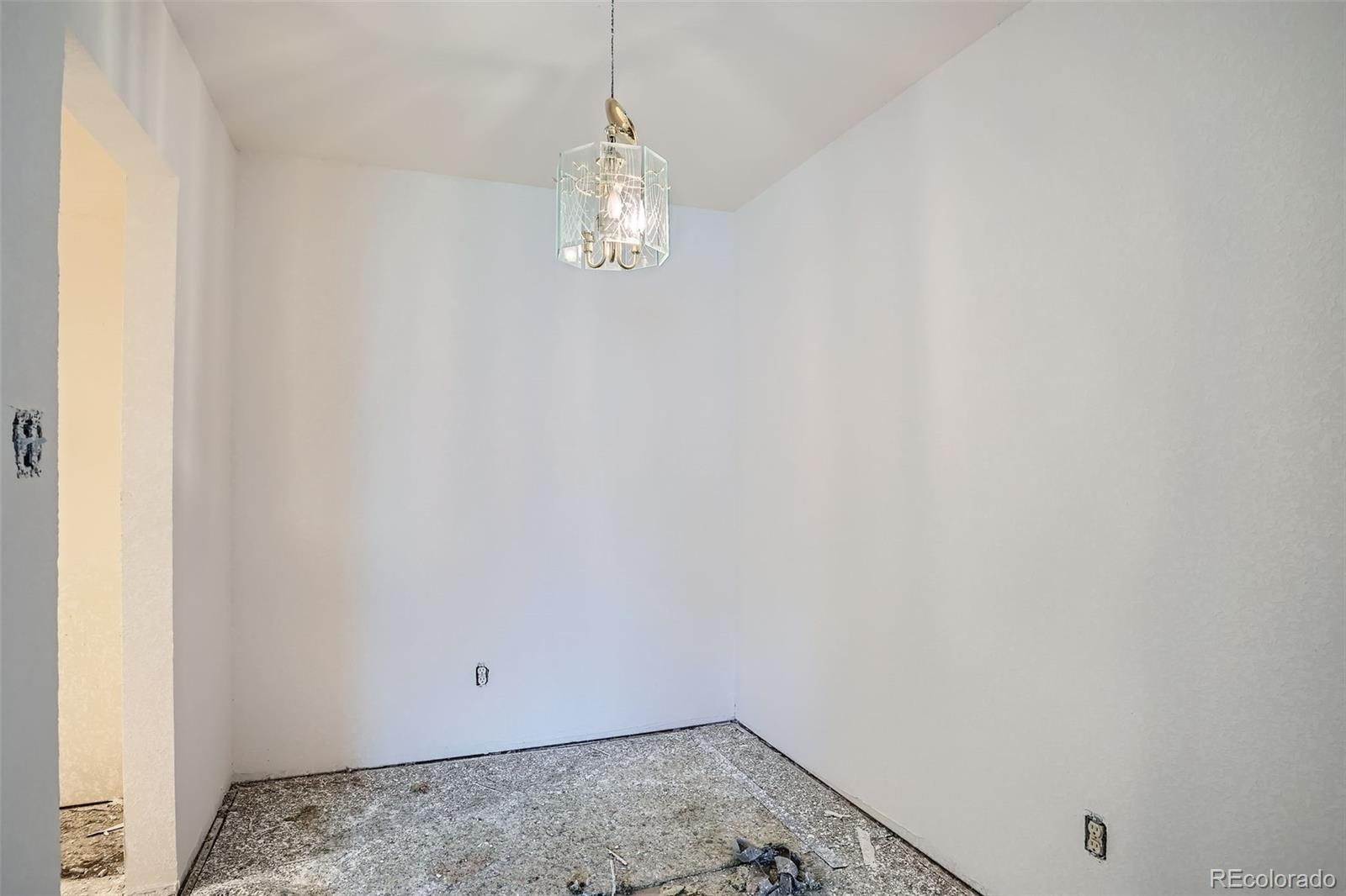 MLS Image #7 for 3643 s sheridan boulevard,denver, Colorado