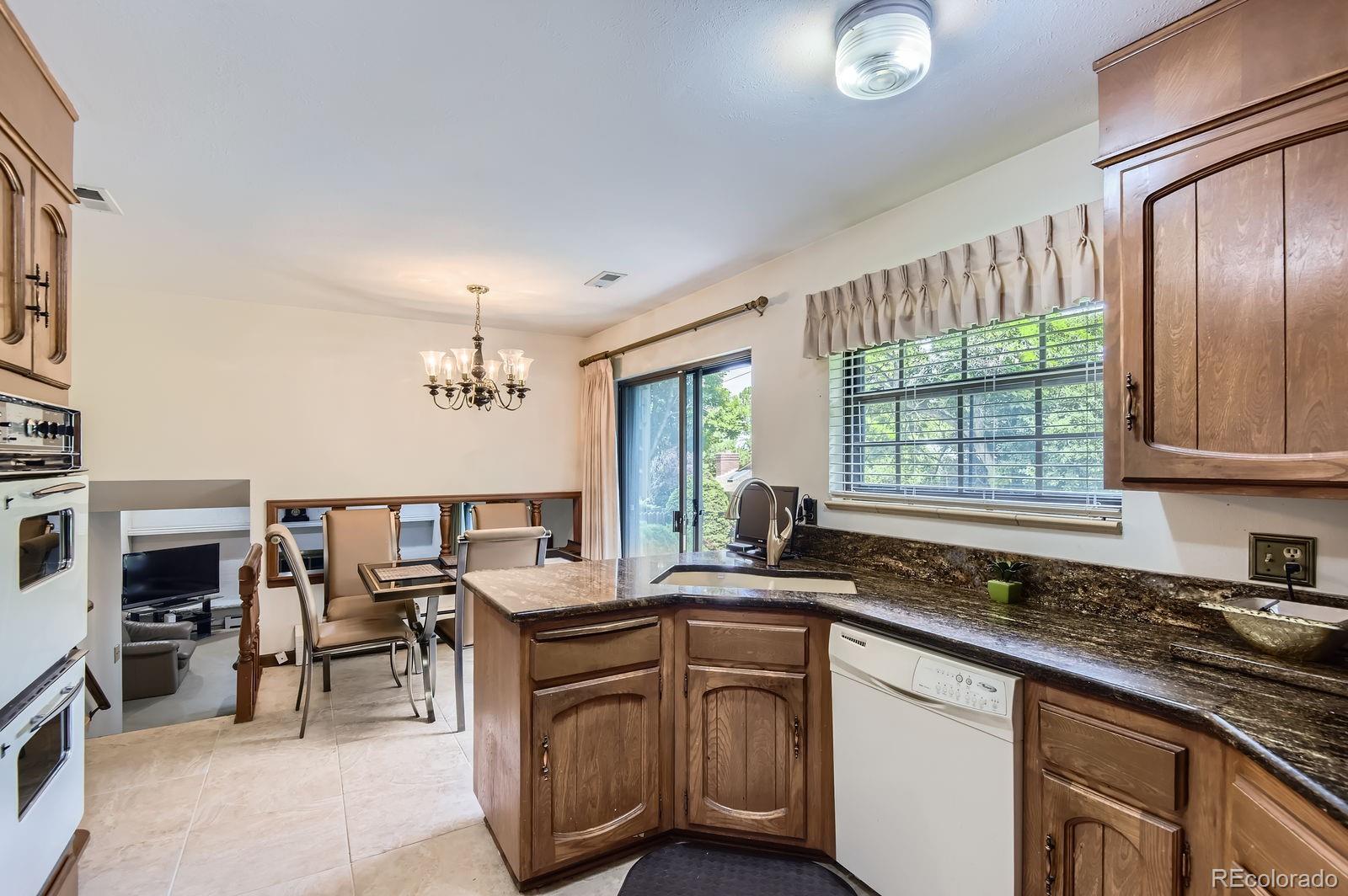 MLS Image #4 for 3724 s poplar street,denver, Colorado