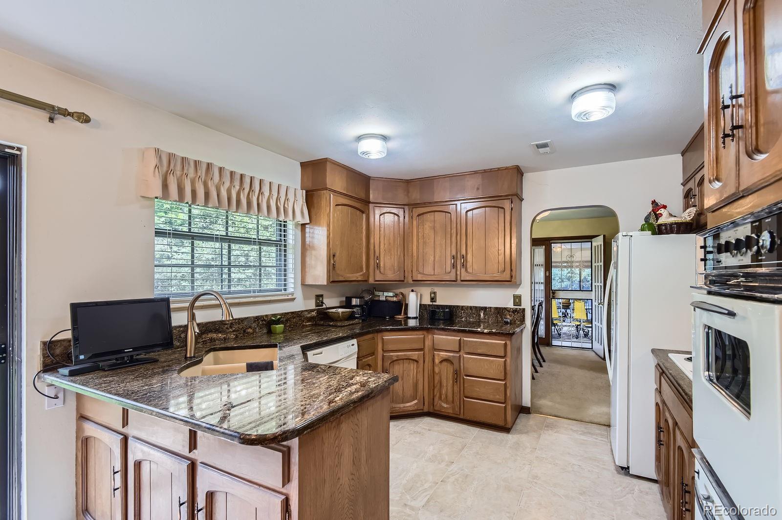 MLS Image #6 for 3724 s poplar street,denver, Colorado