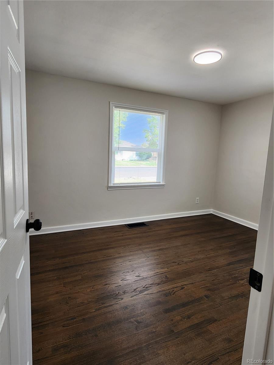 MLS Image #7 for 1273  newark street,aurora, Colorado