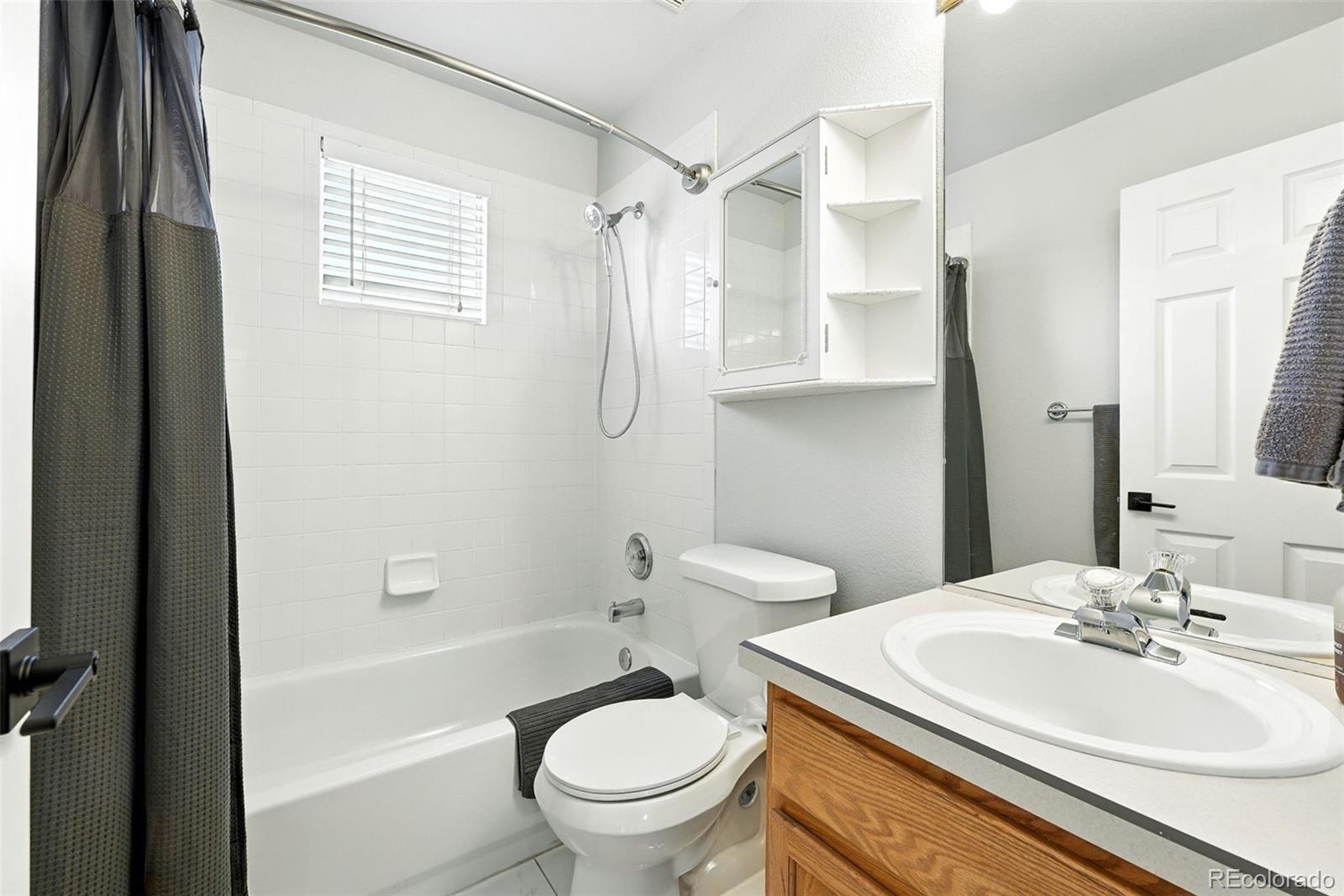 MLS Image #22 for 5731 s yampa street,centennial, Colorado