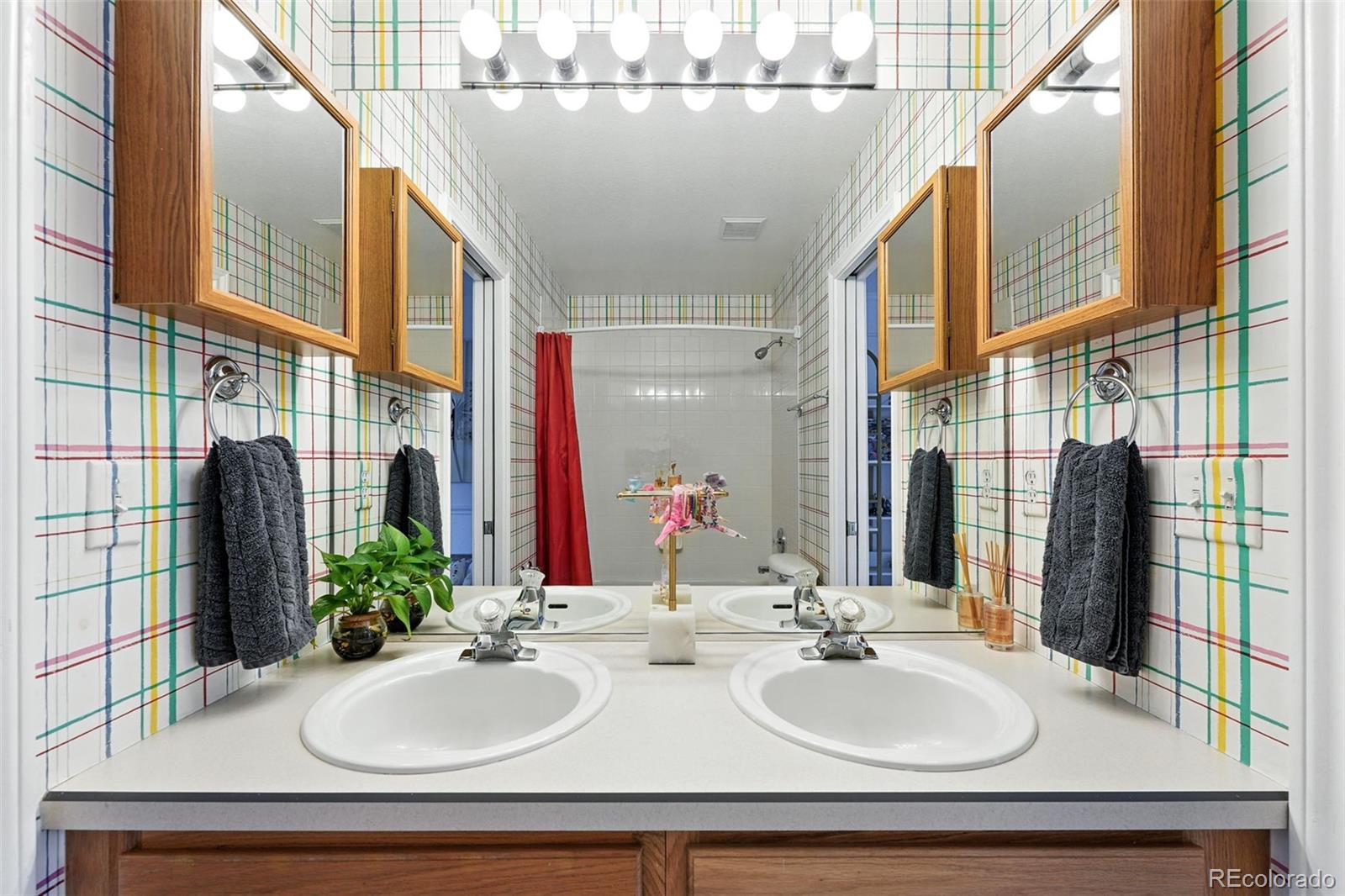 MLS Image #27 for 5731 s yampa street,centennial, Colorado