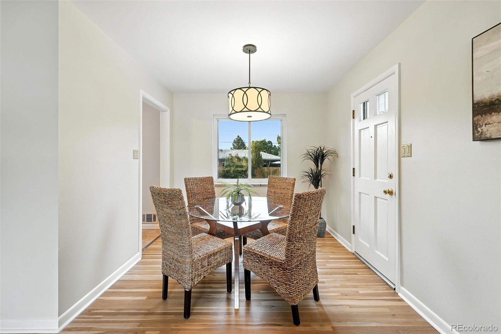 MLS Image #11 for 5503 e utah place,denver, Colorado