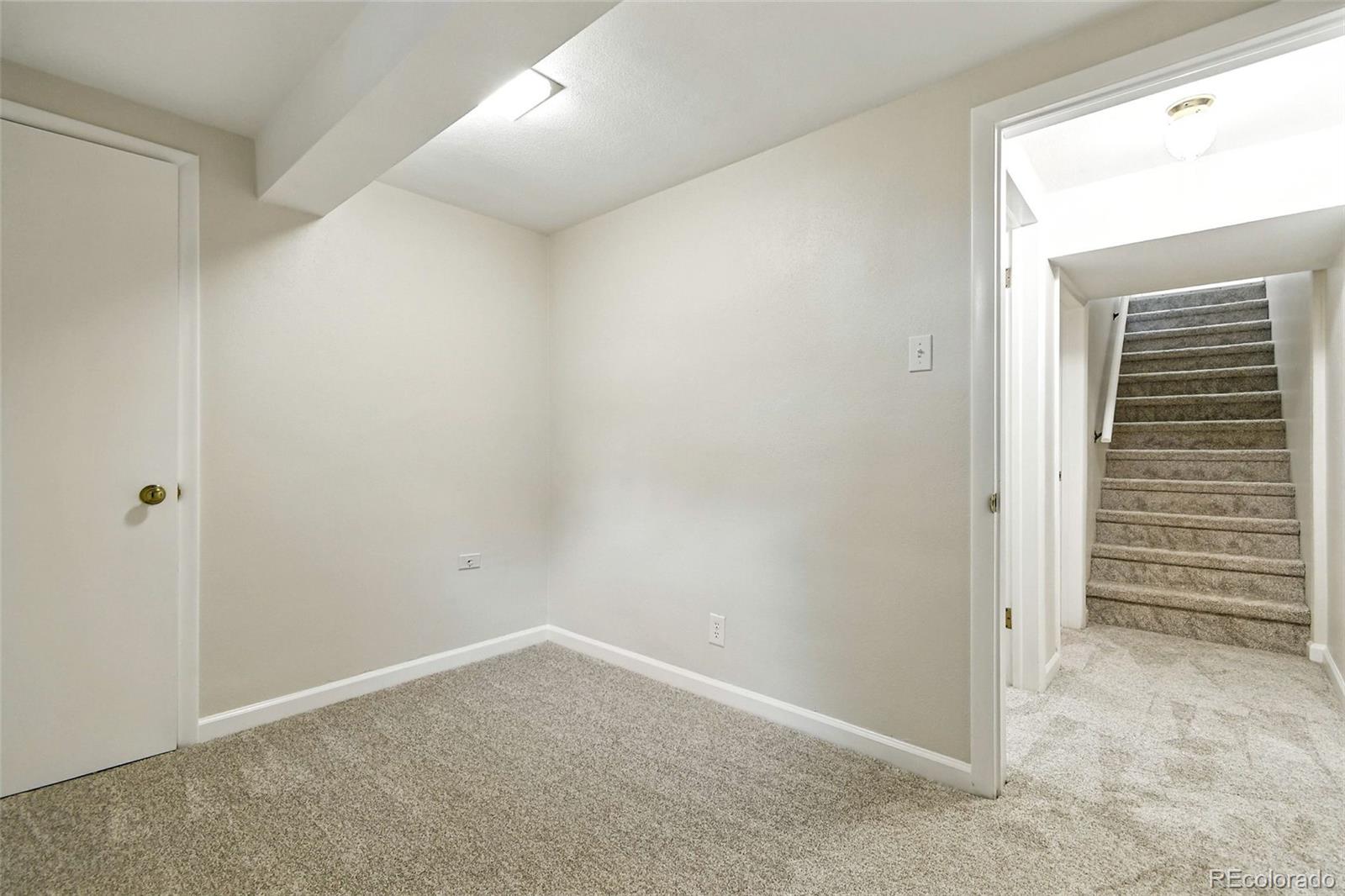 MLS Image #29 for 5503 e utah place,denver, Colorado