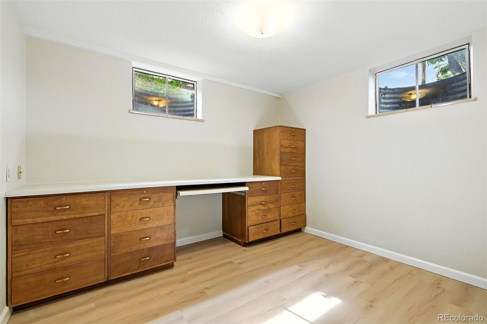 MLS Image #32 for 5503 e utah place,denver, Colorado