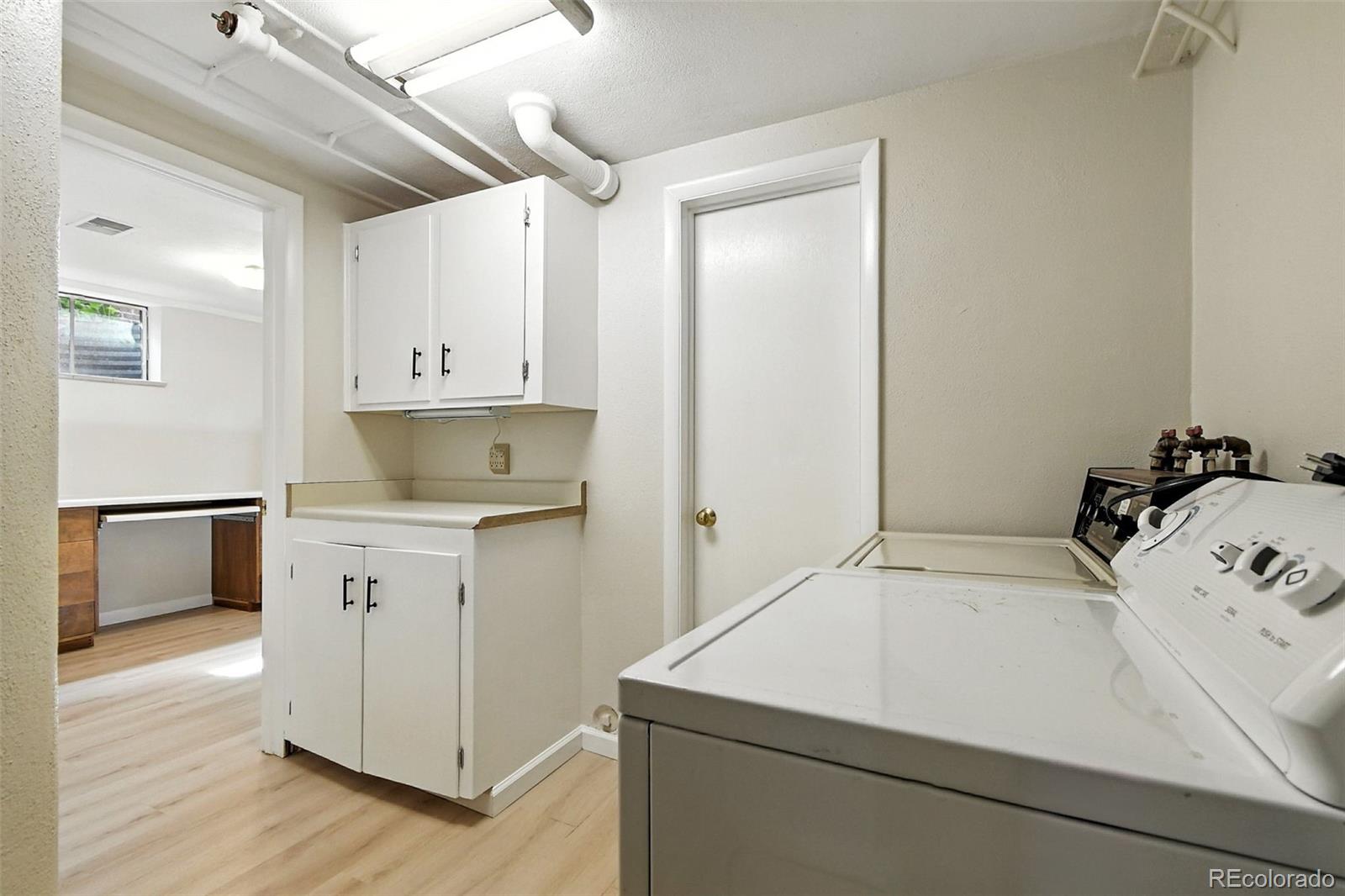 MLS Image #39 for 5503 e utah place,denver, Colorado