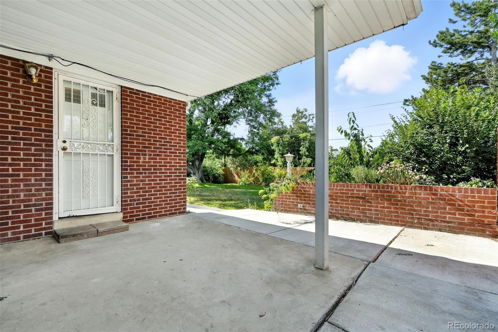 MLS Image #41 for 5503 e utah place,denver, Colorado