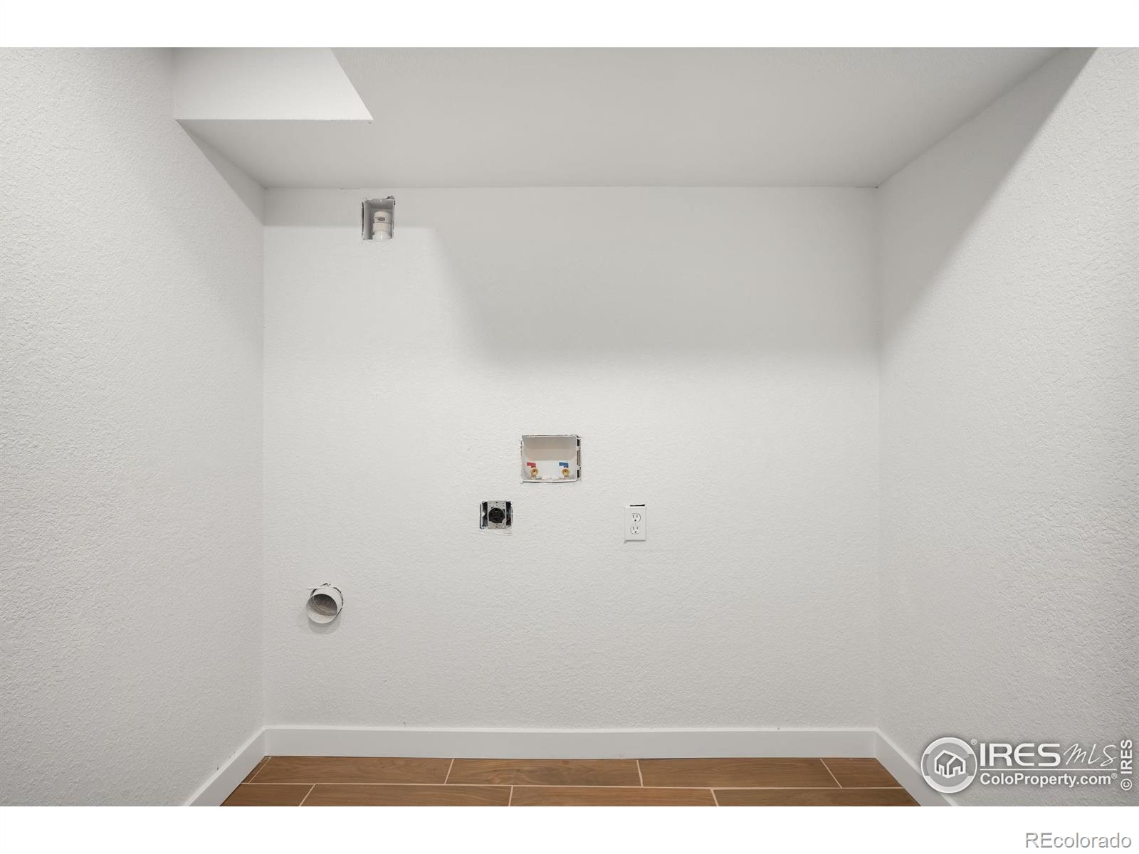 MLS Image #23 for 3089 s jasmine street,denver, Colorado