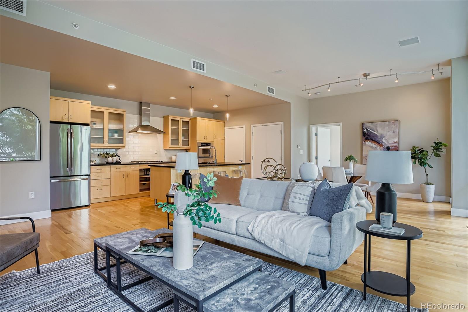 MLS Image #2 for 1401  delgany street 210,denver, Colorado