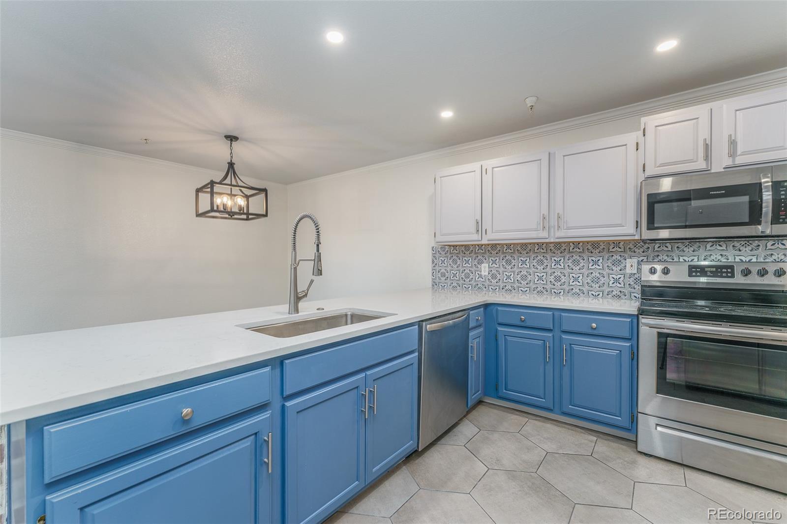 MLS Image #6 for 12118 w dorado place,littleton, Colorado