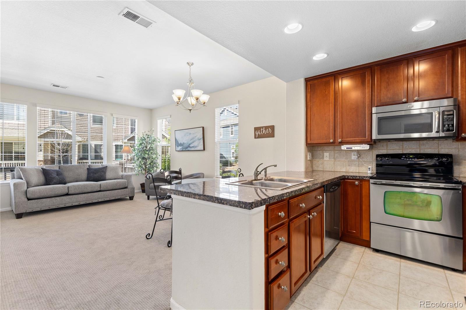 MLS Image #6 for 16179 e geddes lane,aurora, Colorado