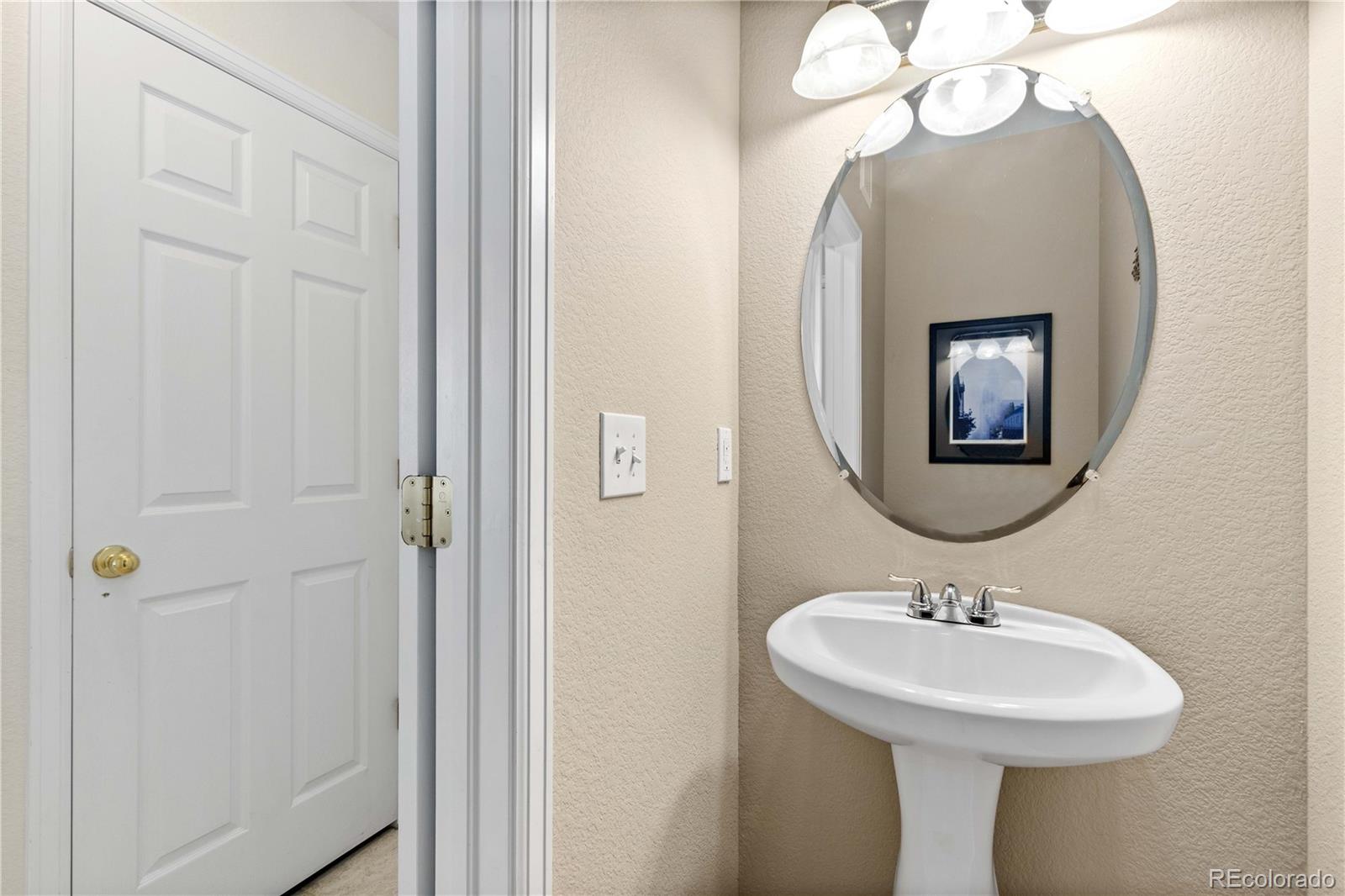 MLS Image #9 for 16179 e geddes lane,aurora, Colorado