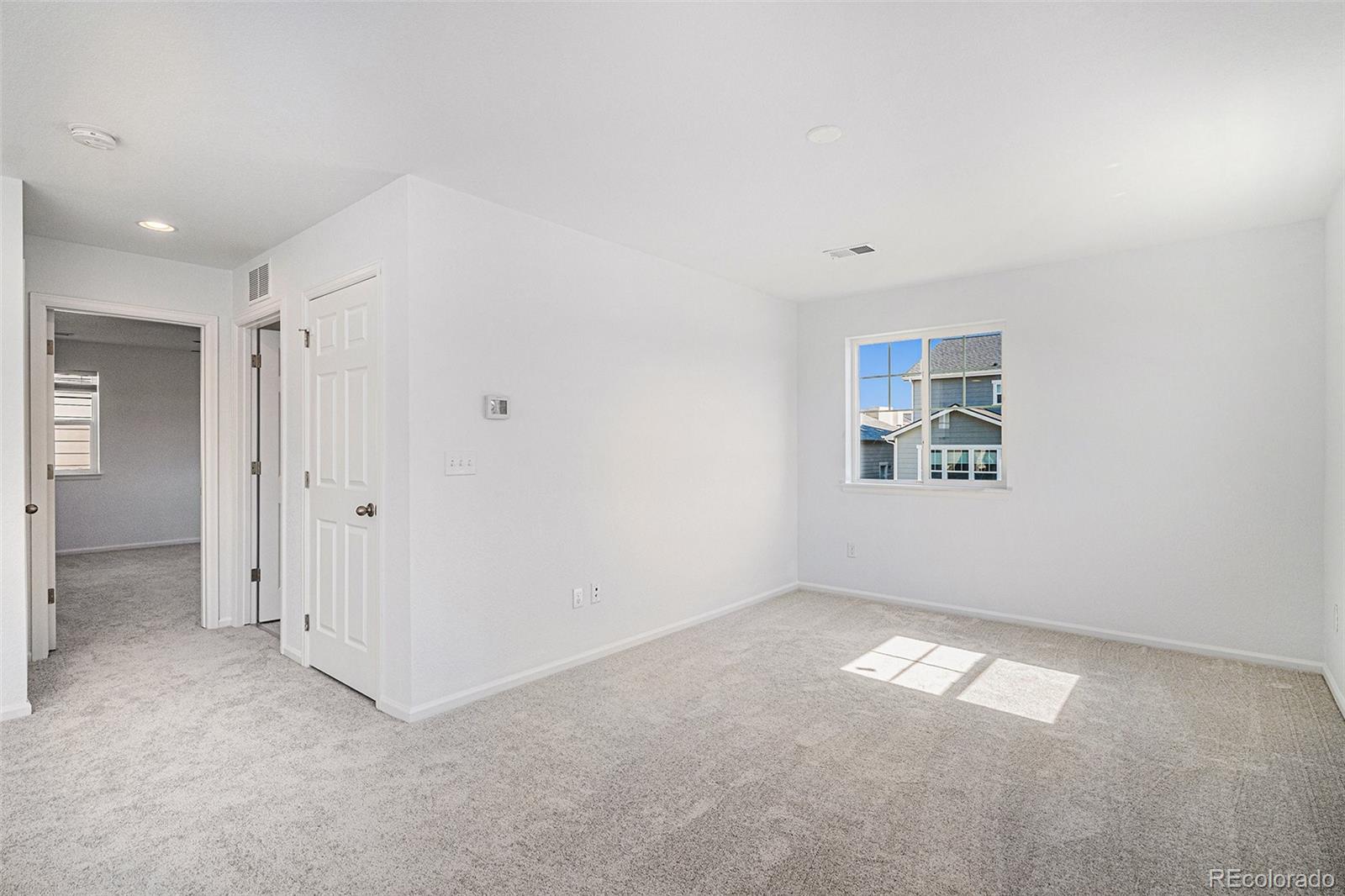 MLS Image #18 for 24281 e 40th avenue,aurora, Colorado