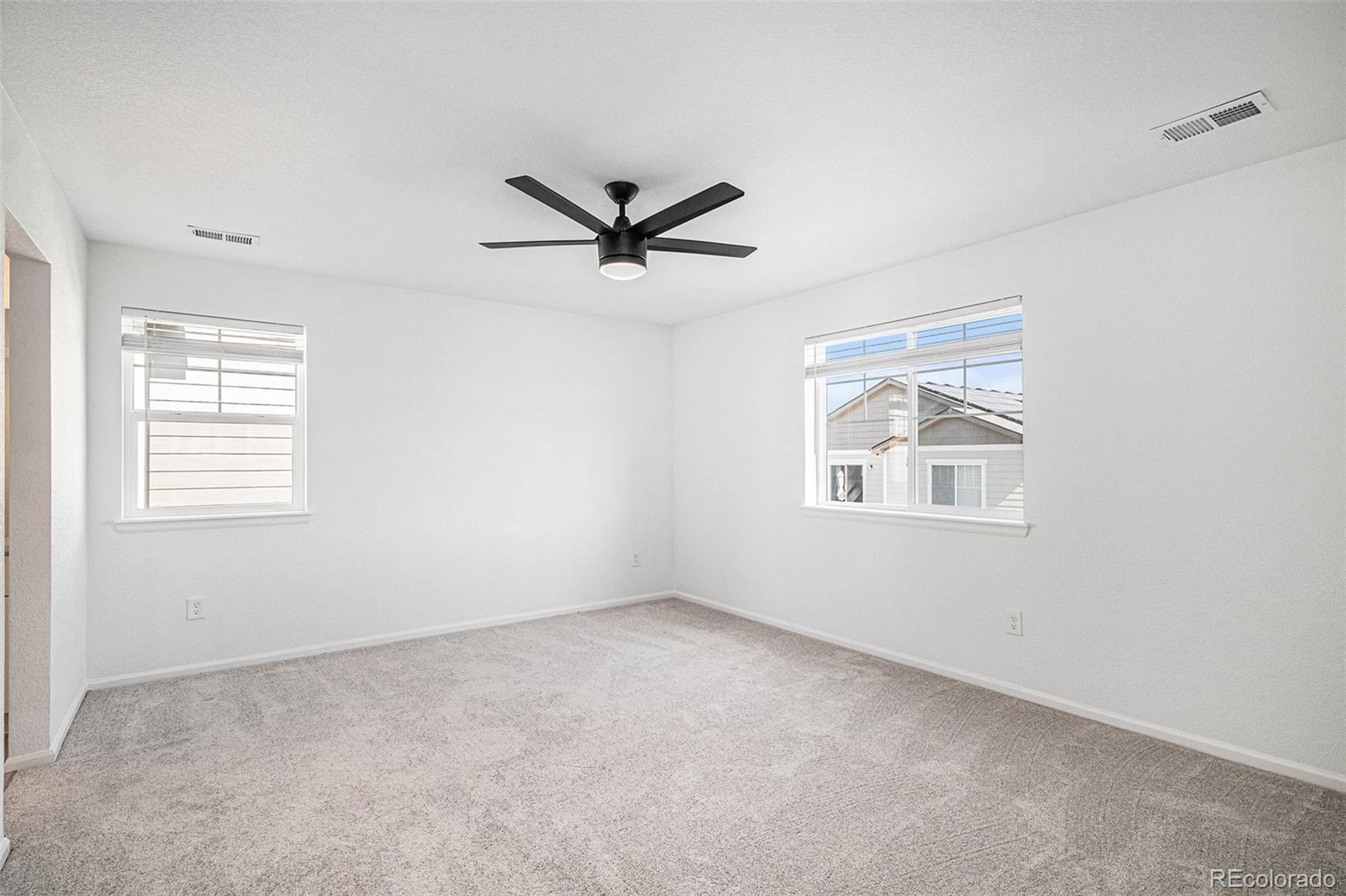 MLS Image #19 for 24281 e 40th avenue,aurora, Colorado
