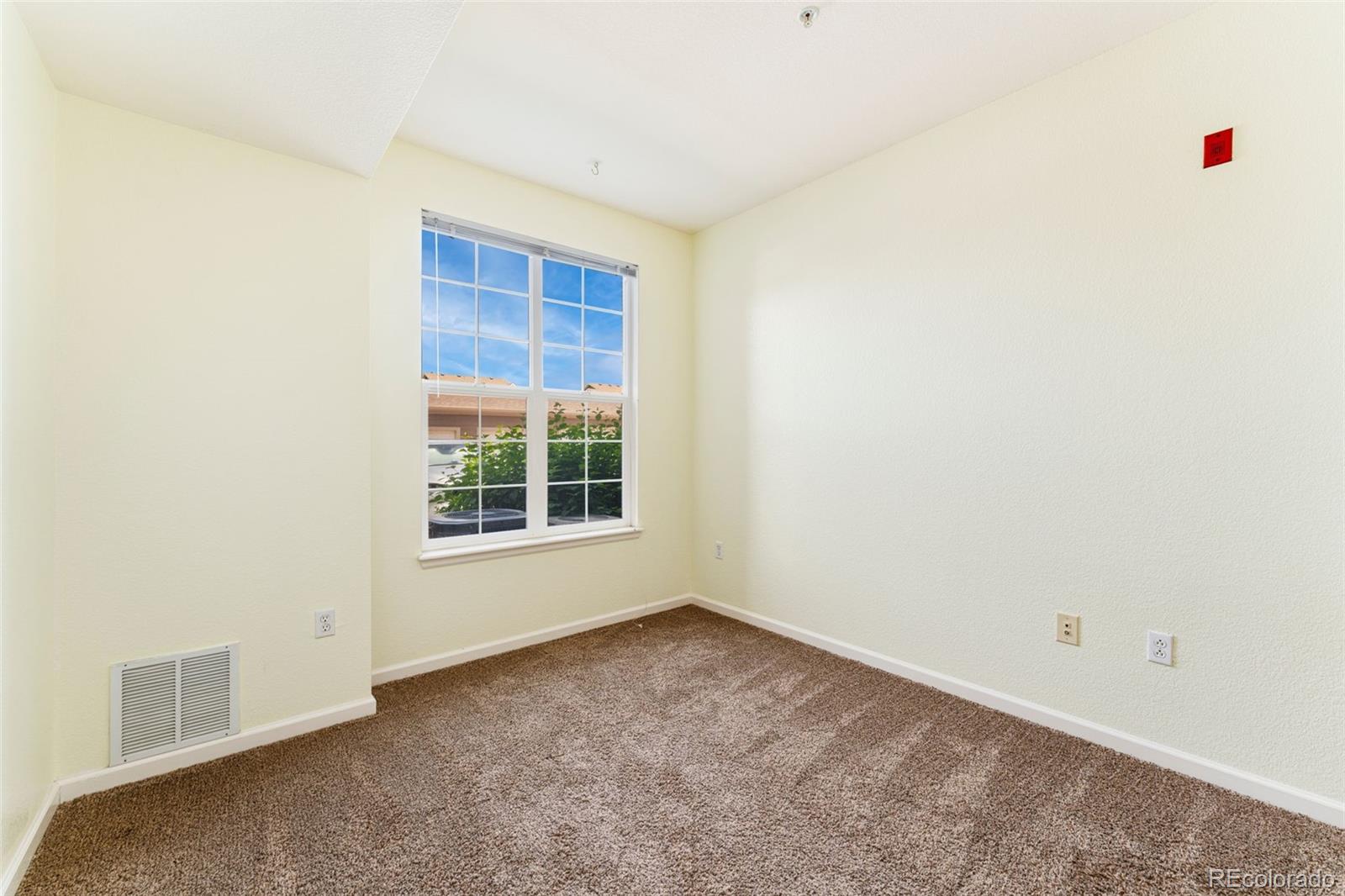 MLS Image #7 for 7440 s blackhawk street,englewood, Colorado