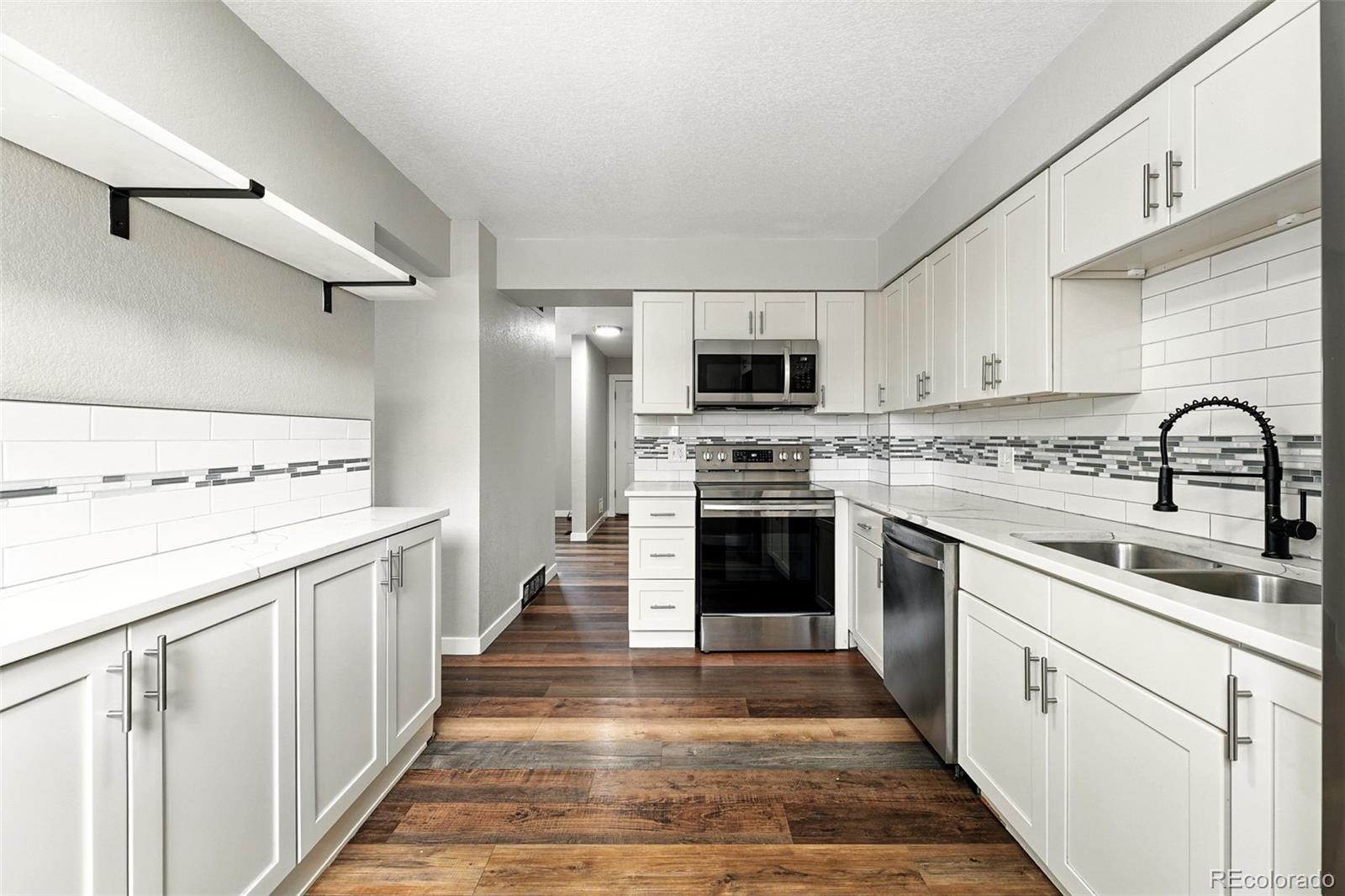 MLS Image #11 for 11685  grant street,northglenn, Colorado