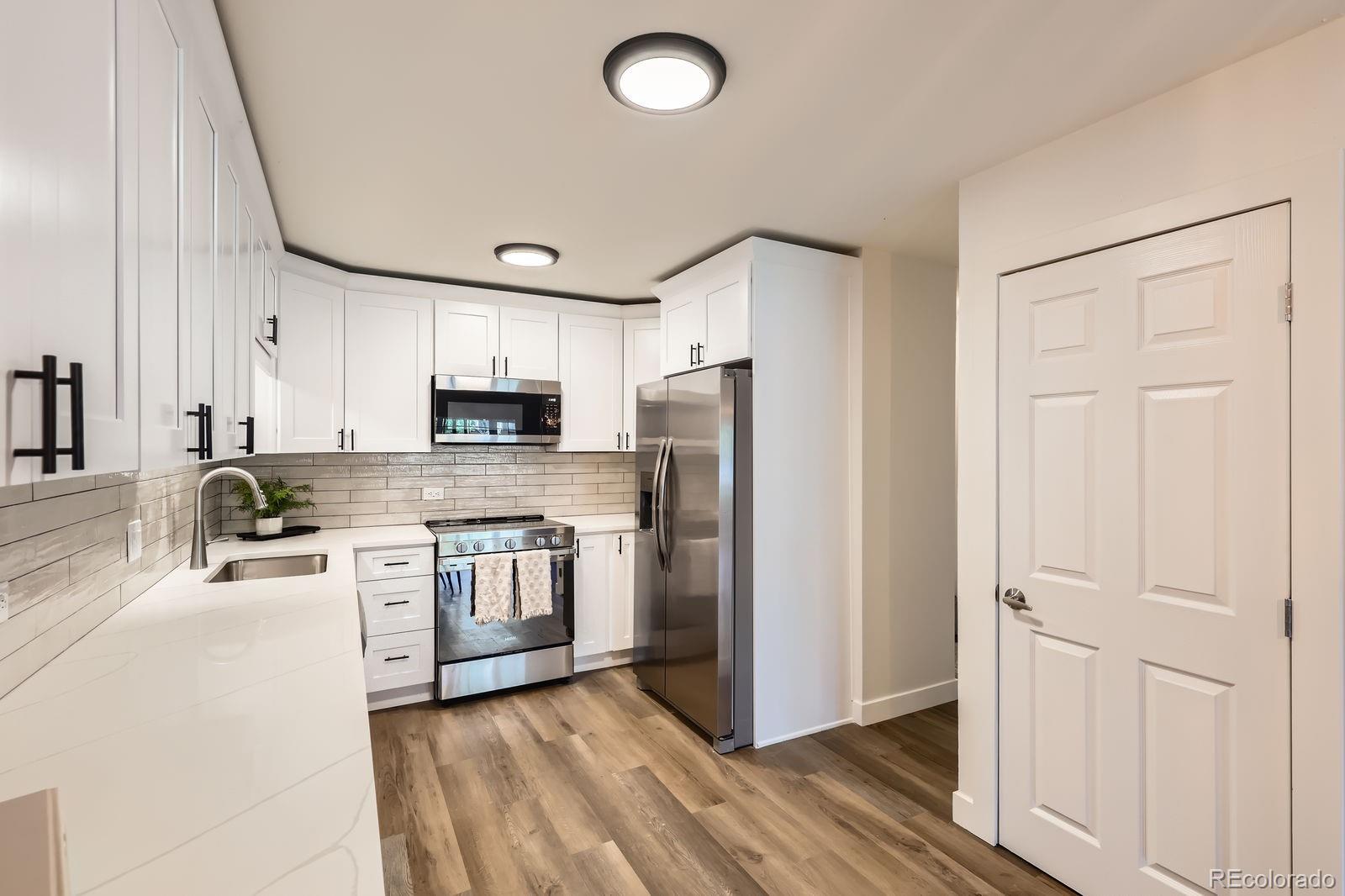 MLS Image #1 for 610 s clinton street 5a,denver, Colorado