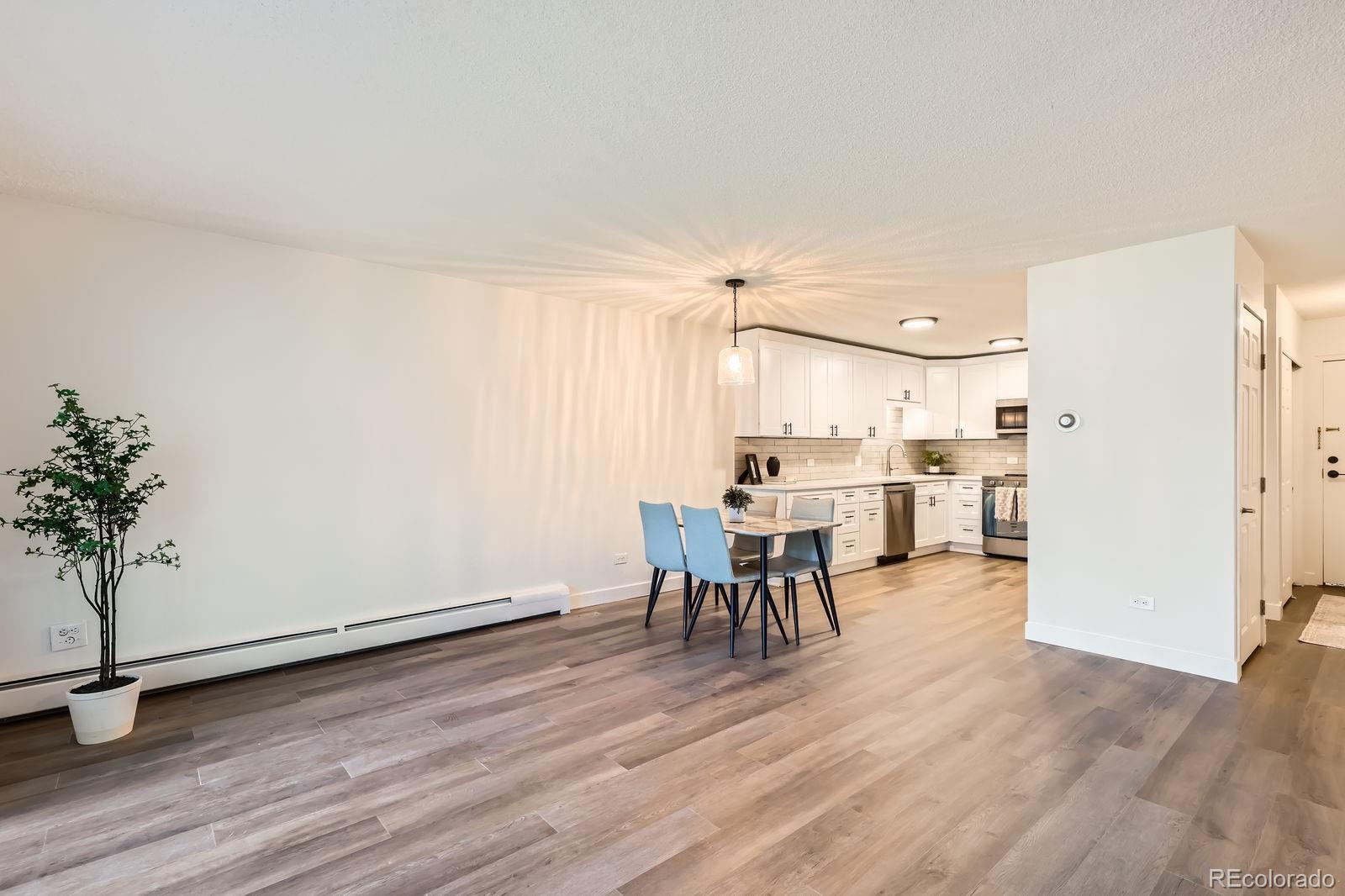 MLS Image #4 for 610 s clinton street 5a,denver, Colorado