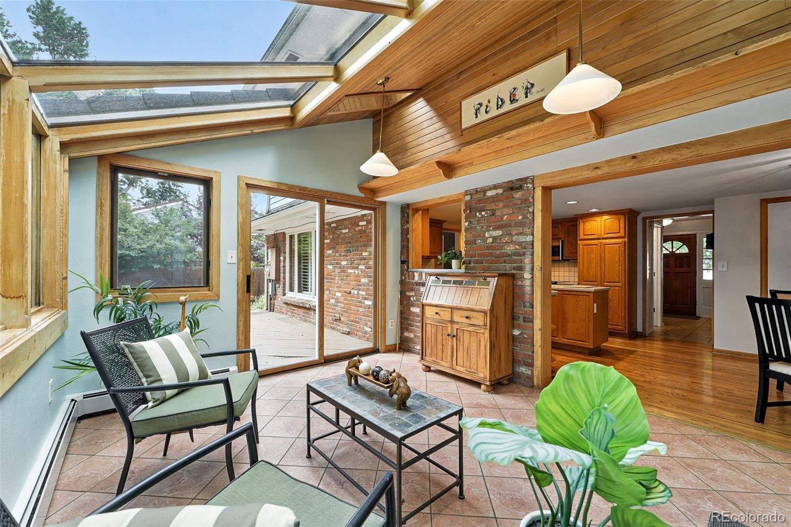 MLS Image #16 for 3871 s narcissus way,denver, Colorado