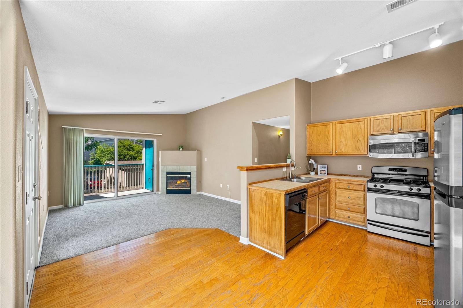 MLS Image #10 for 8407  thunder ridge way 204,highlands ranch, Colorado