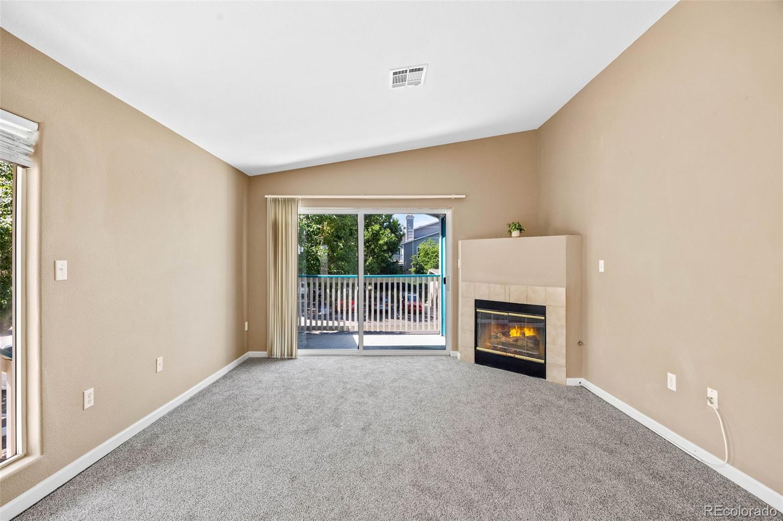 MLS Image #7 for 8407  thunder ridge way 204,highlands ranch, Colorado