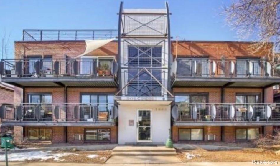 MLS Image #25 for 1045 n clarkson street,denver, Colorado