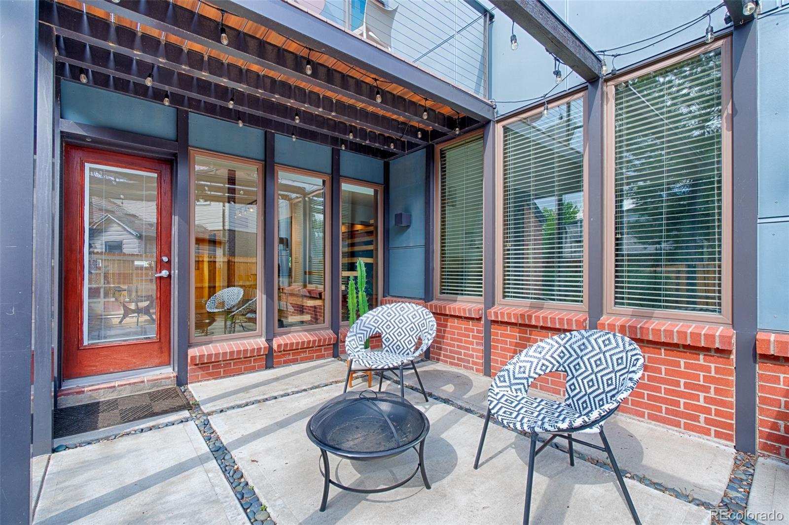 MLS Image #15 for 4049 s niagara way,denver, Colorado