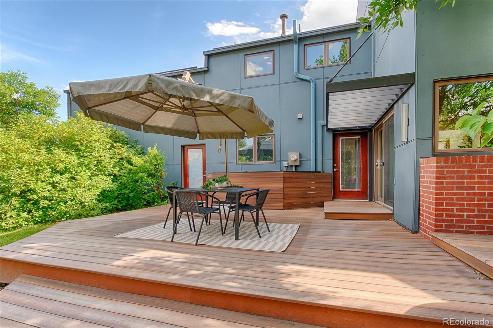 MLS Image #23 for 4049 s niagara way,denver, Colorado