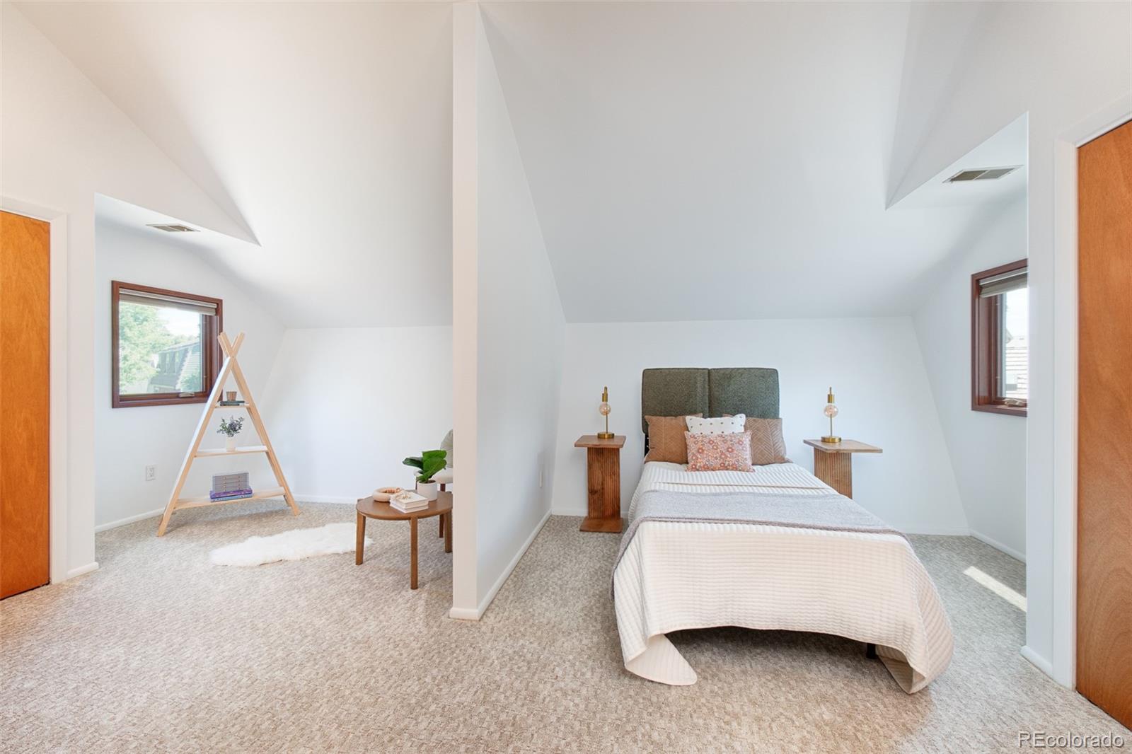 MLS Image #35 for 4049 s niagara way,denver, Colorado