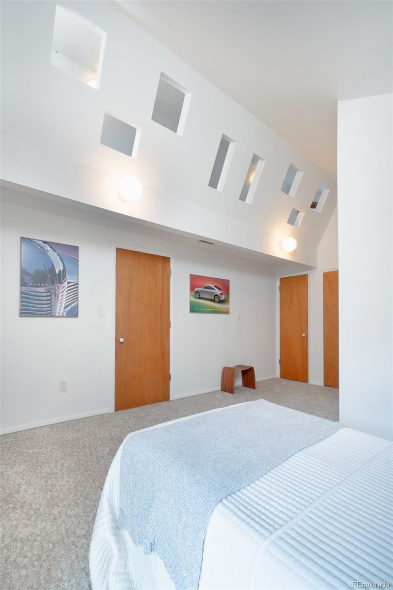 MLS Image #38 for 4049 s niagara way,denver, Colorado