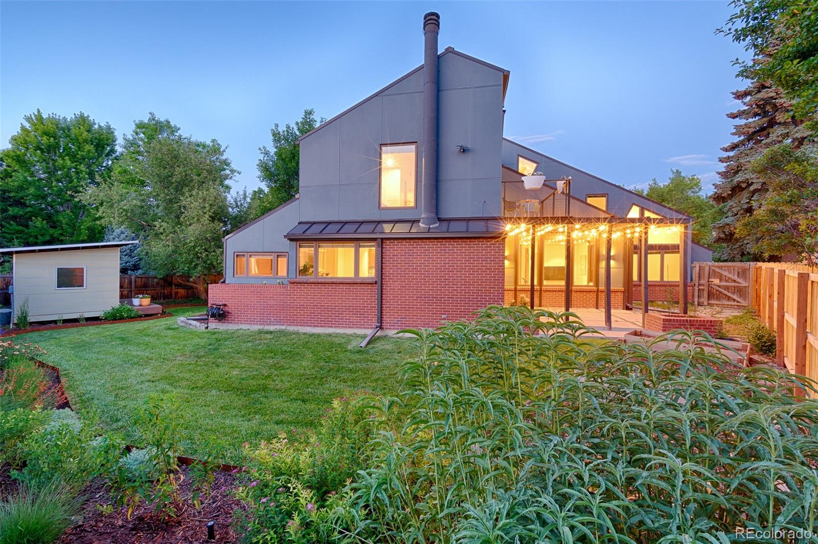MLS Image #47 for 4049 s niagara way,denver, Colorado