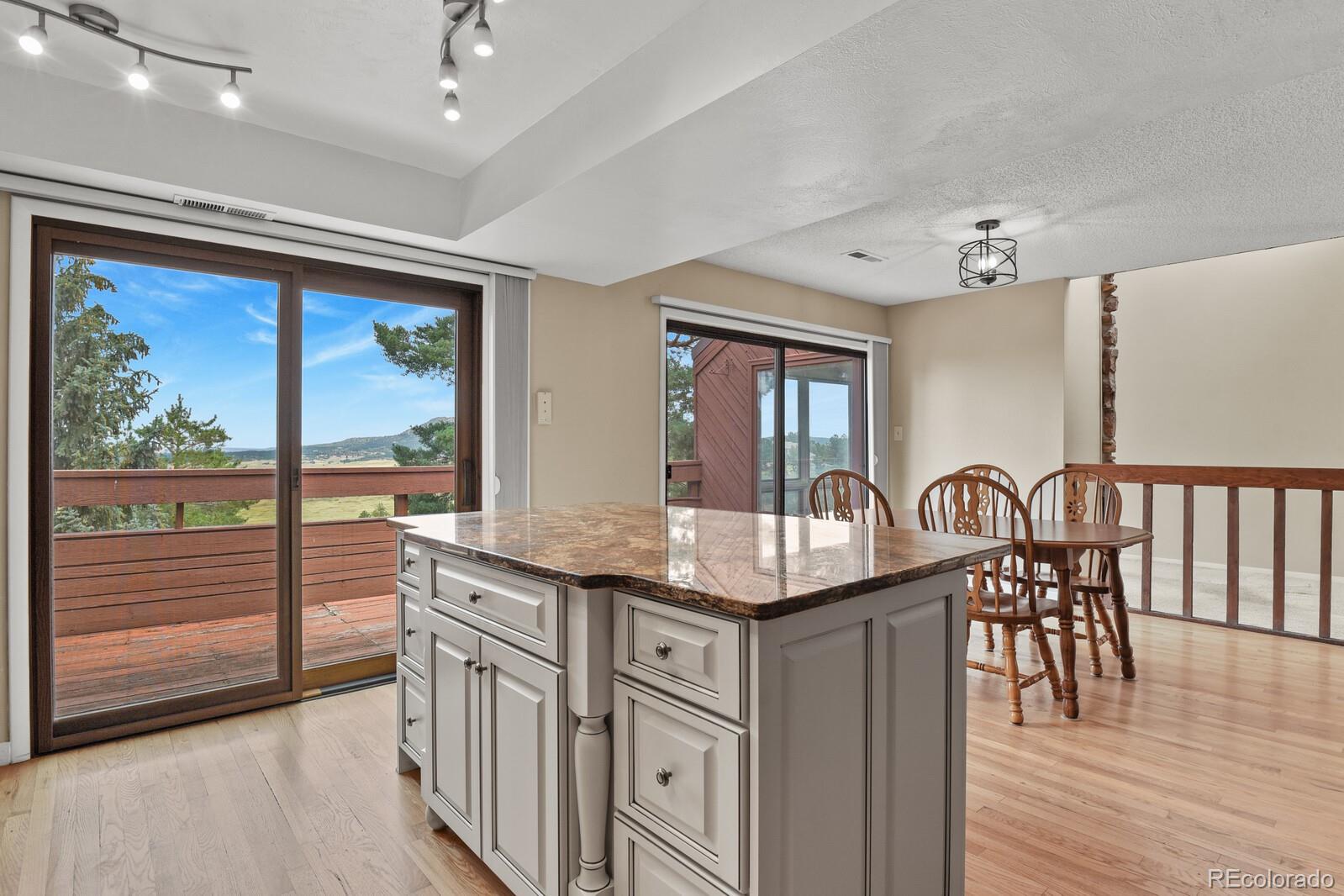 MLS Image #11 for 4529  sentinel rock ,larkspur, Colorado