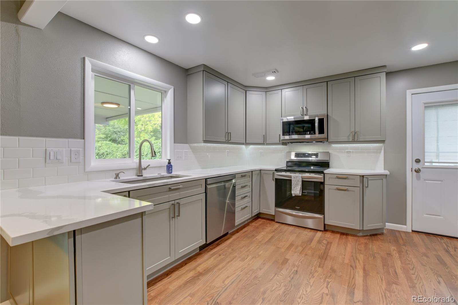 MLS Image #8 for 1371 e bates avenue,englewood, Colorado