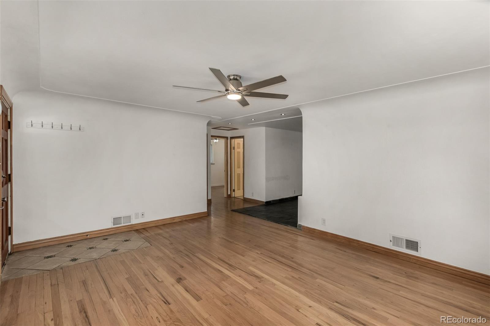 MLS Image #3 for 35 s meade street,denver, Colorado