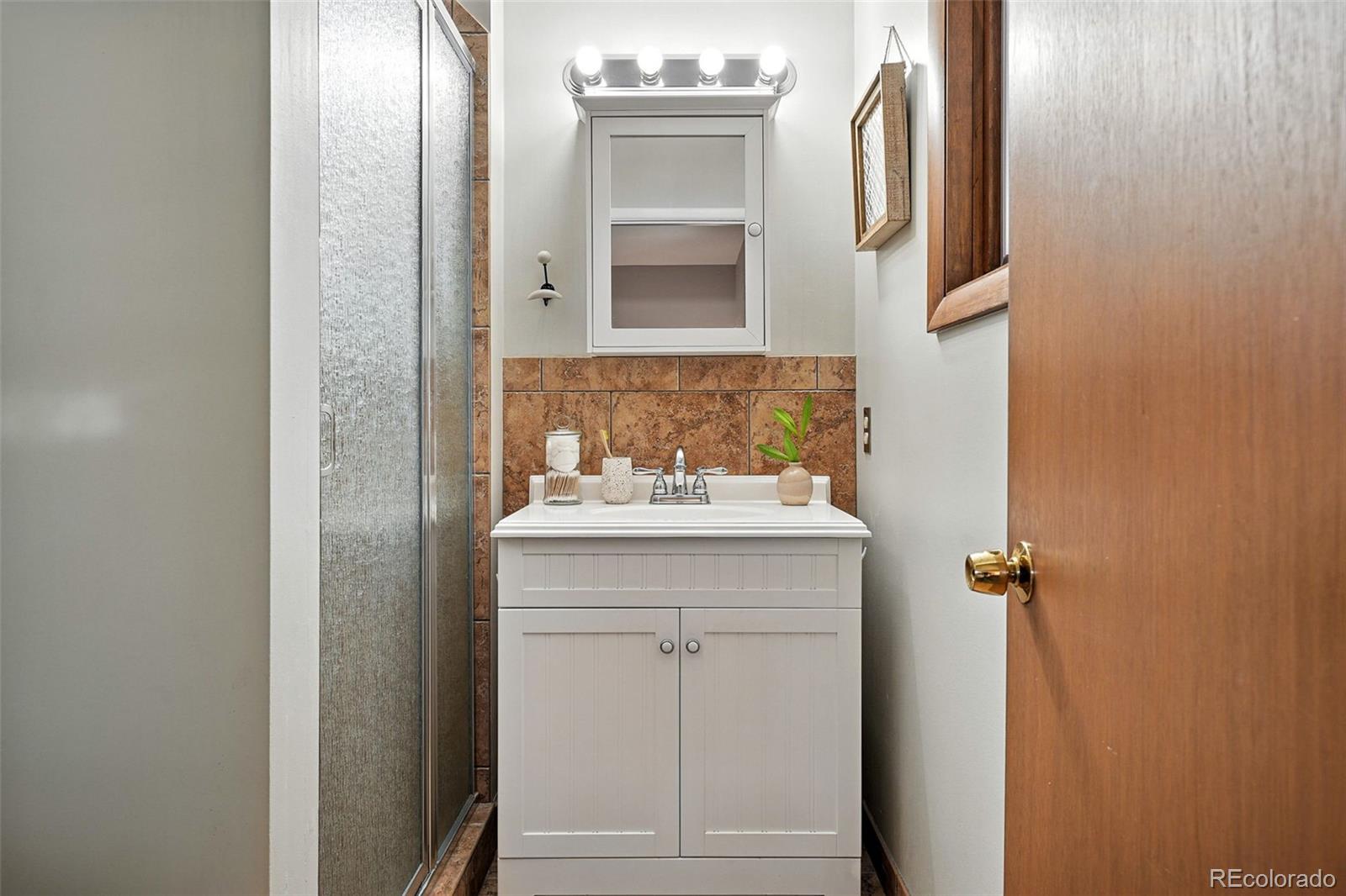 MLS Image #24 for 7808 e jefferson avenue,denver, Colorado