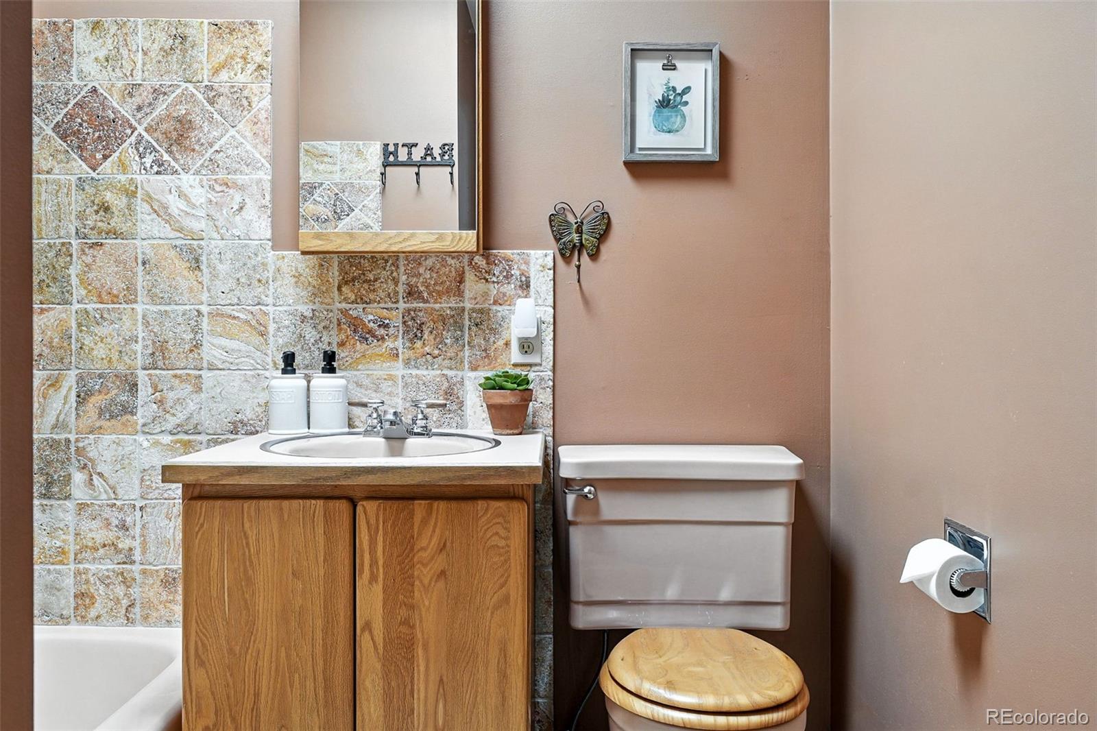 MLS Image #28 for 7808 e jefferson avenue,denver, Colorado