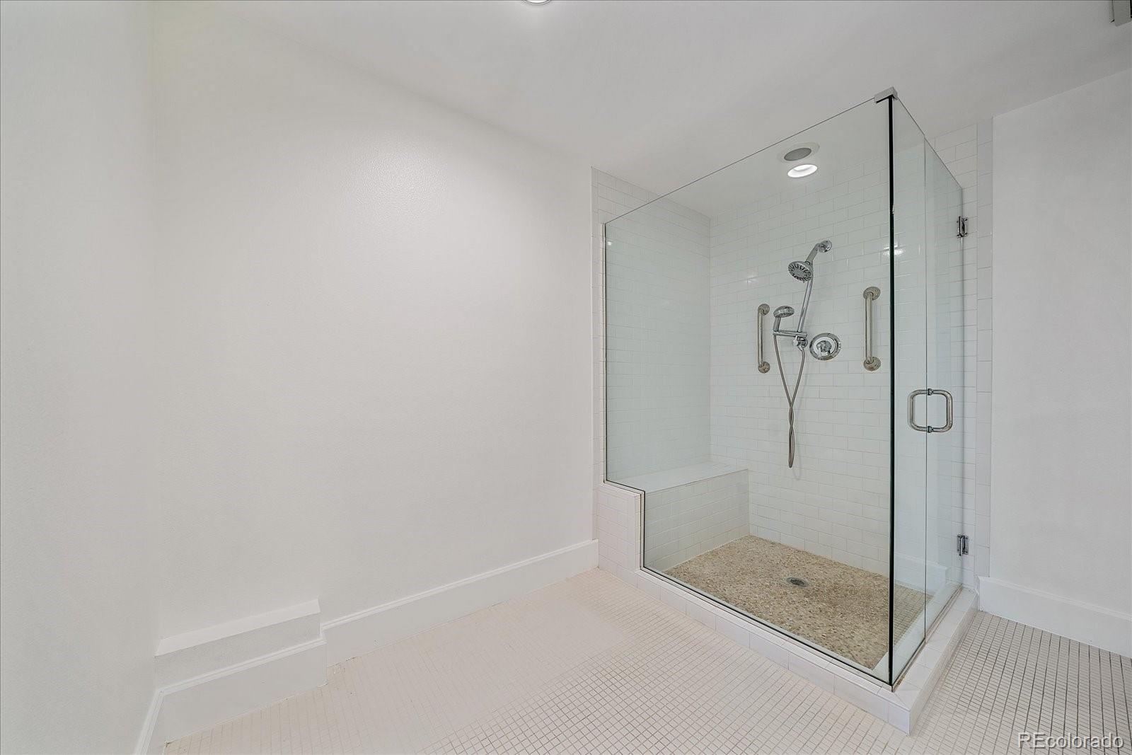 MLS Image #18 for 300  hudson street,denver, Colorado
