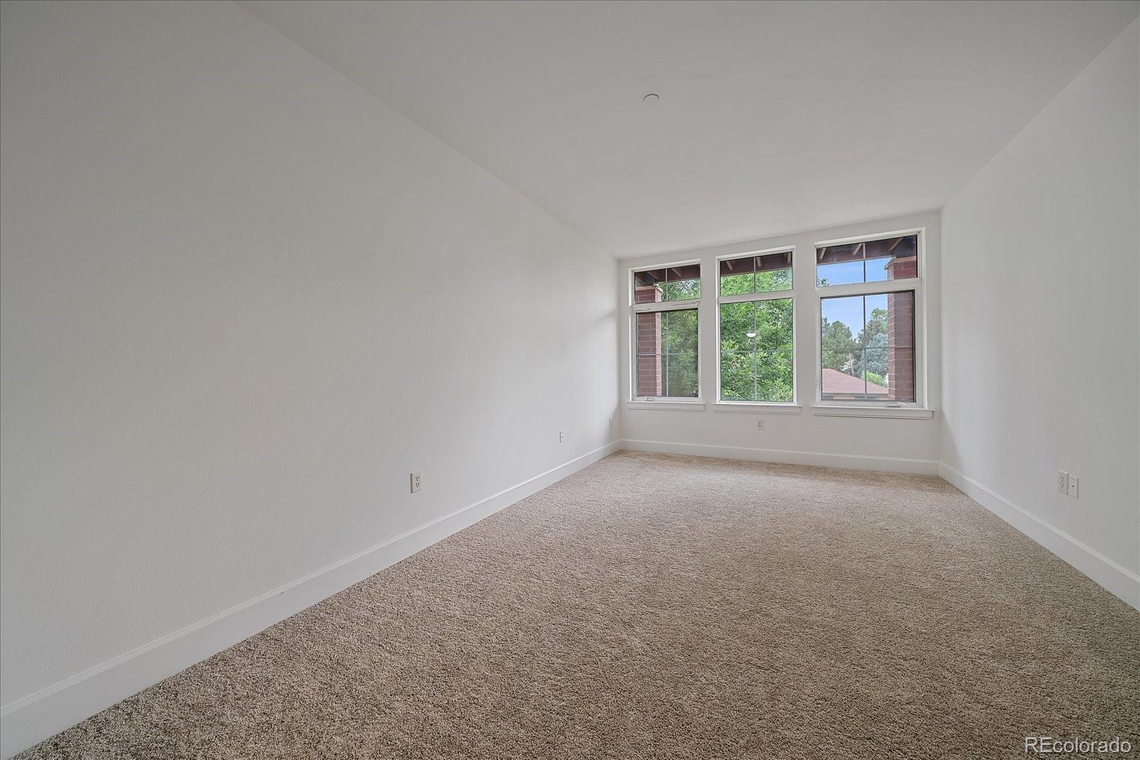 MLS Image #21 for 300  hudson street,denver, Colorado