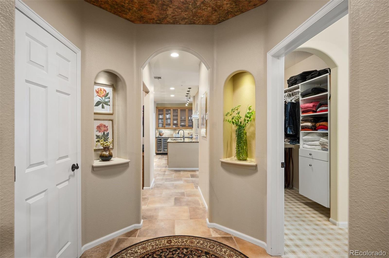 MLS Image #6 for 1140  cherokee street 401,denver, Colorado