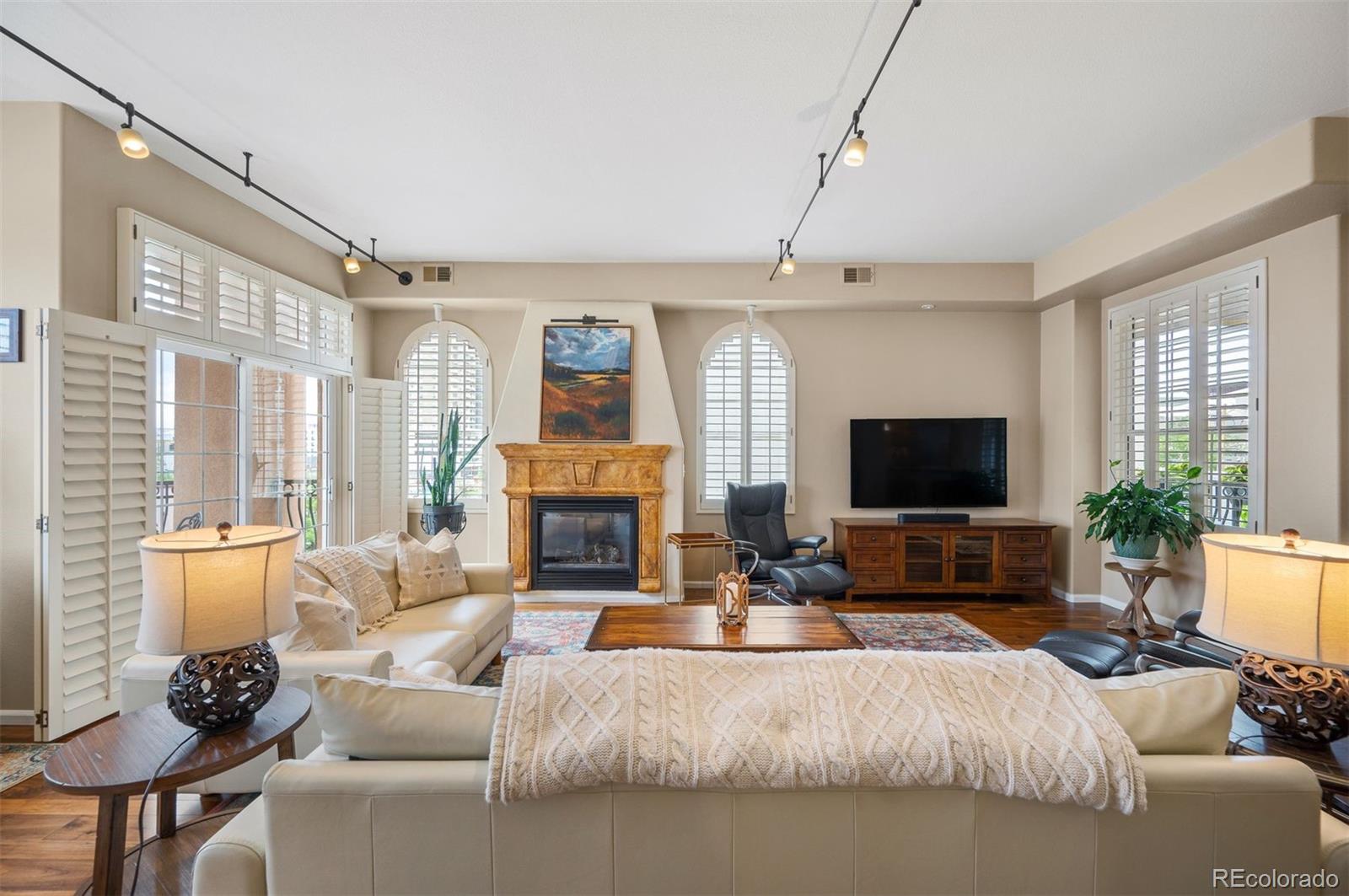 MLS Image #8 for 1140  cherokee street 401,denver, Colorado