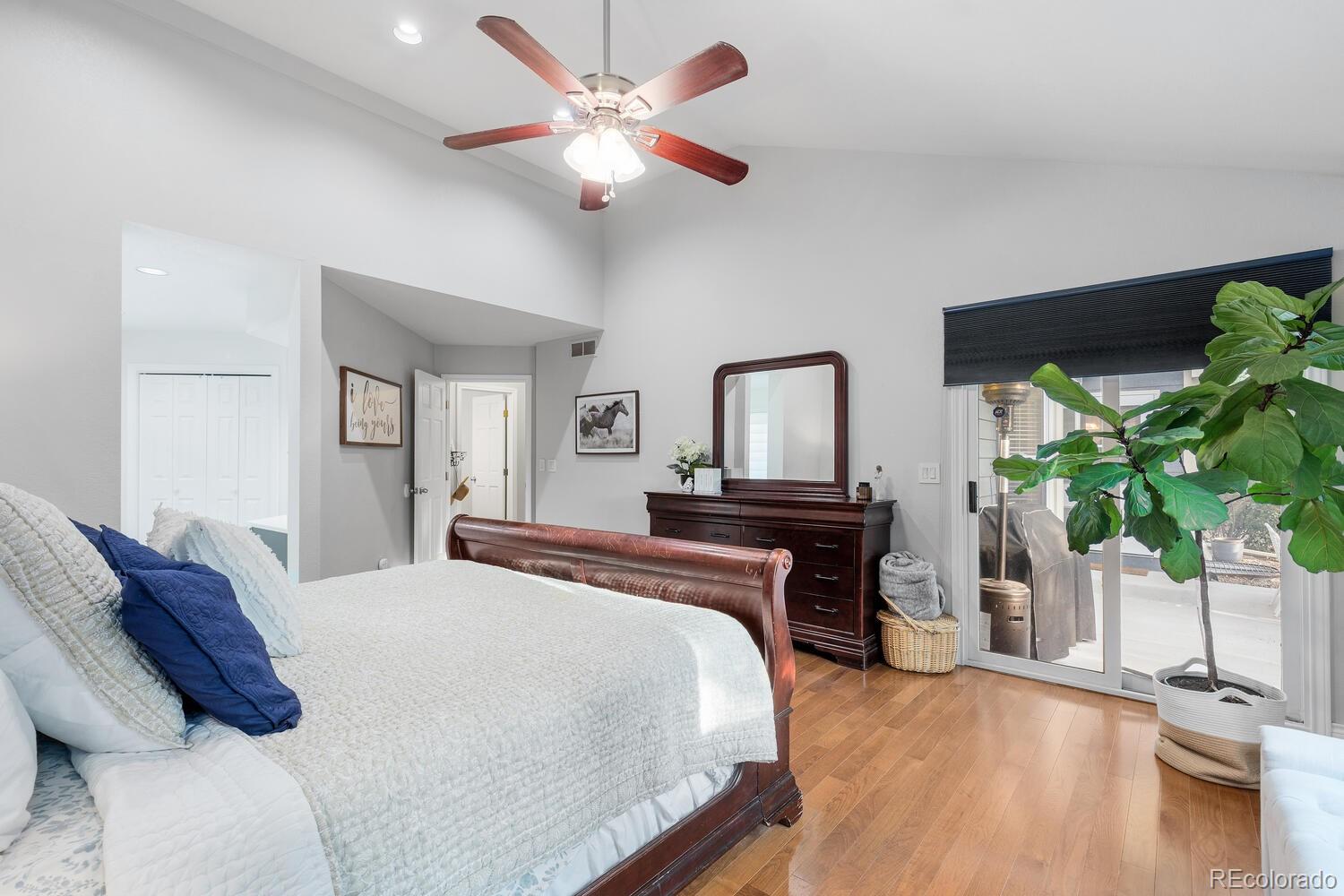 MLS Image #18 for 4841 s yukon street,denver, Colorado