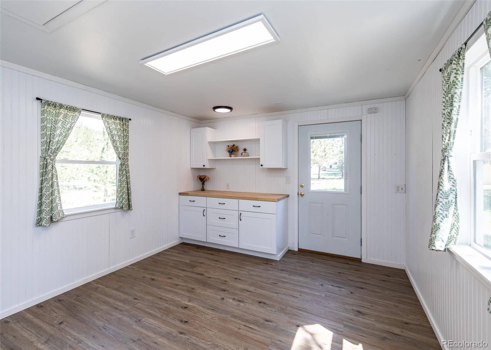 MLS Image #41 for 2602  southpark road,florissant, Colorado