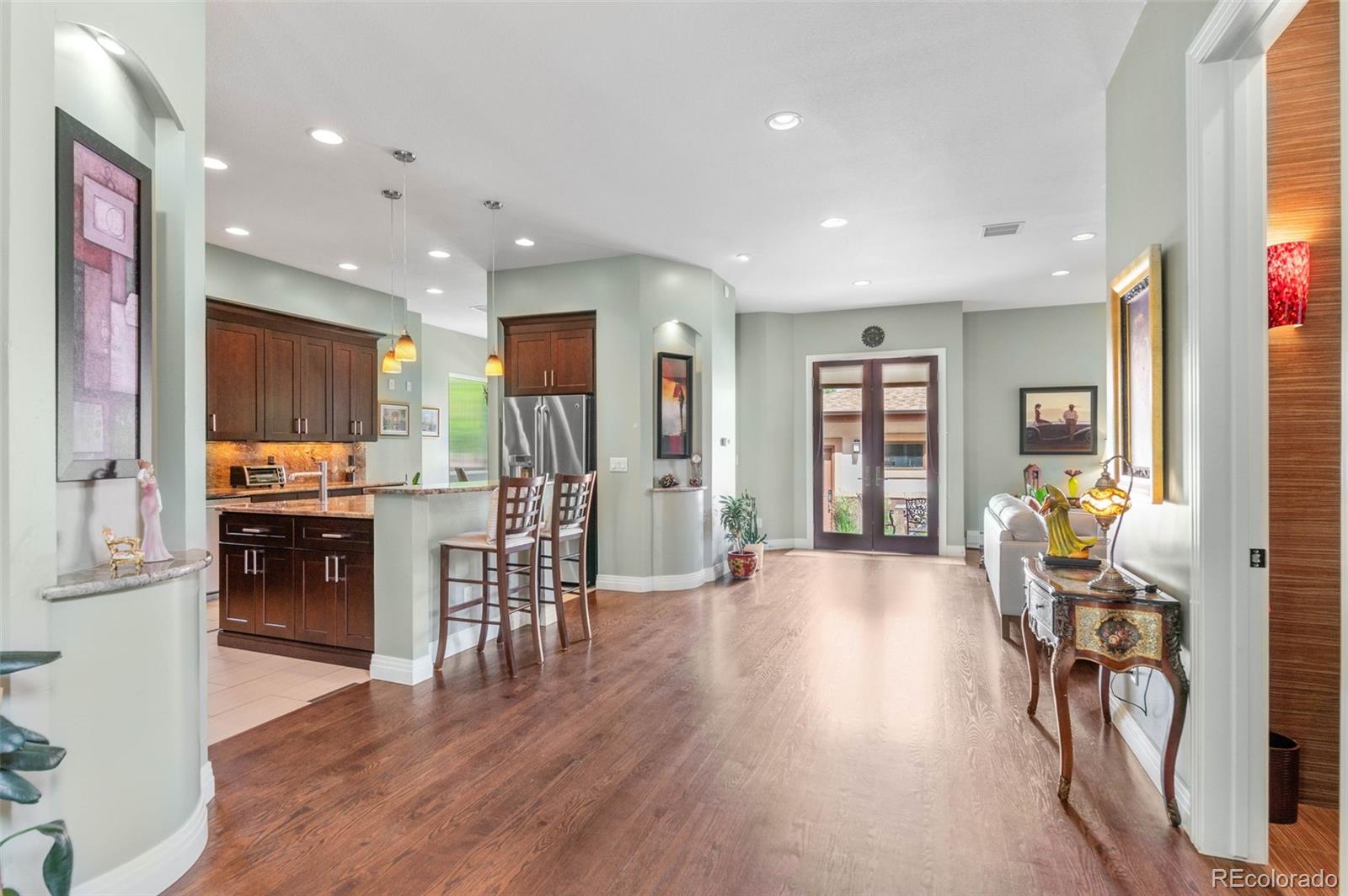MLS Image #11 for 1344 s saint paul street,denver, Colorado