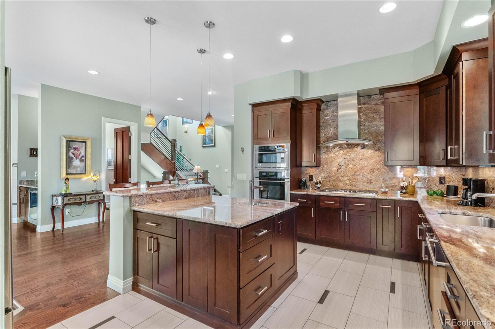 MLS Image #14 for 1344 s saint paul street,denver, Colorado