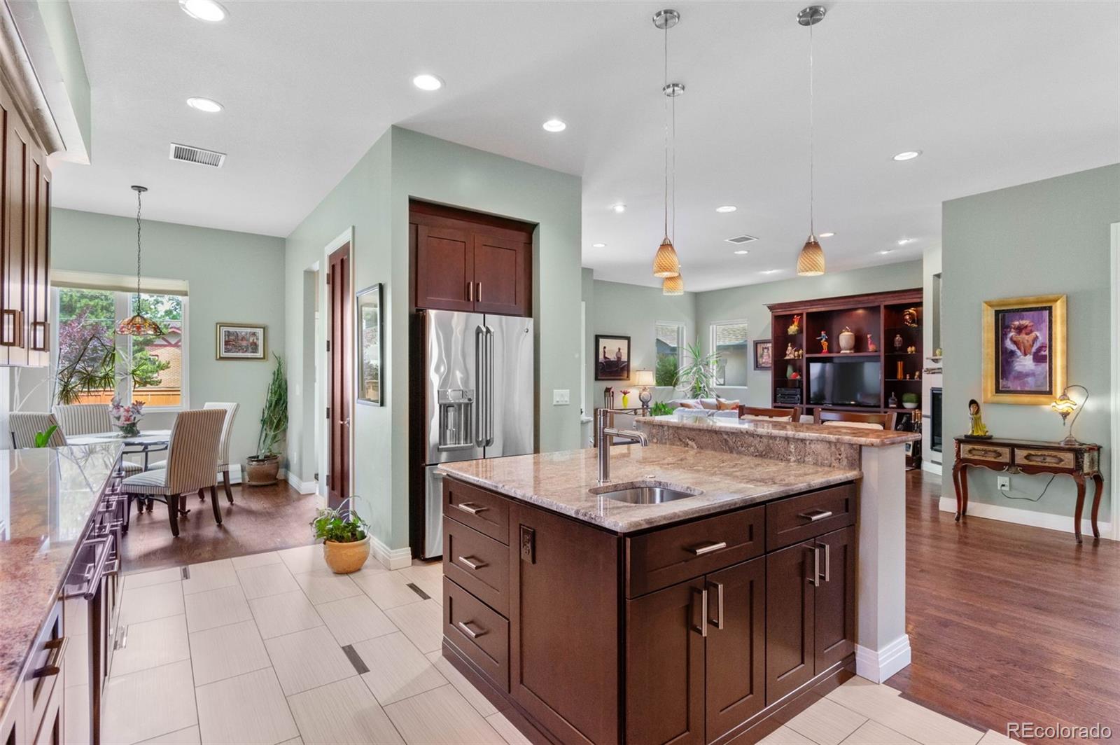 MLS Image #16 for 1344 s saint paul street,denver, Colorado