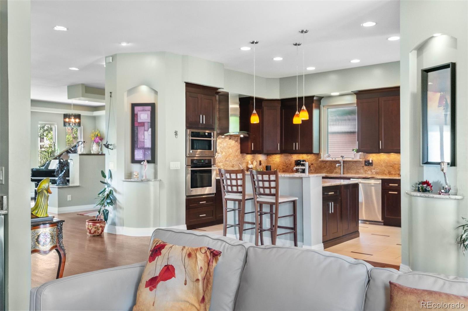 MLS Image #19 for 1344 s saint paul street,denver, Colorado