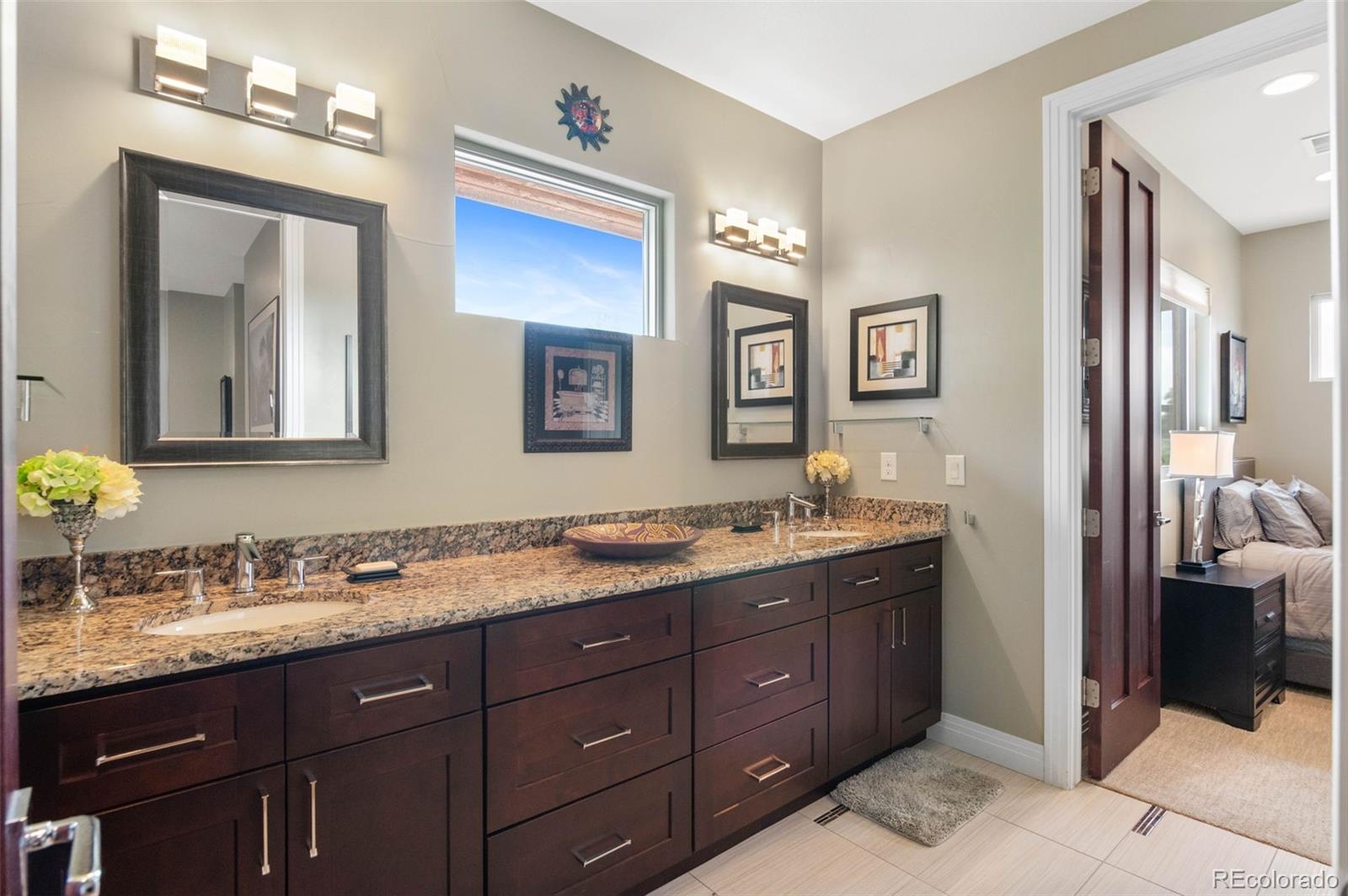 MLS Image #32 for 1344 s saint paul street,denver, Colorado