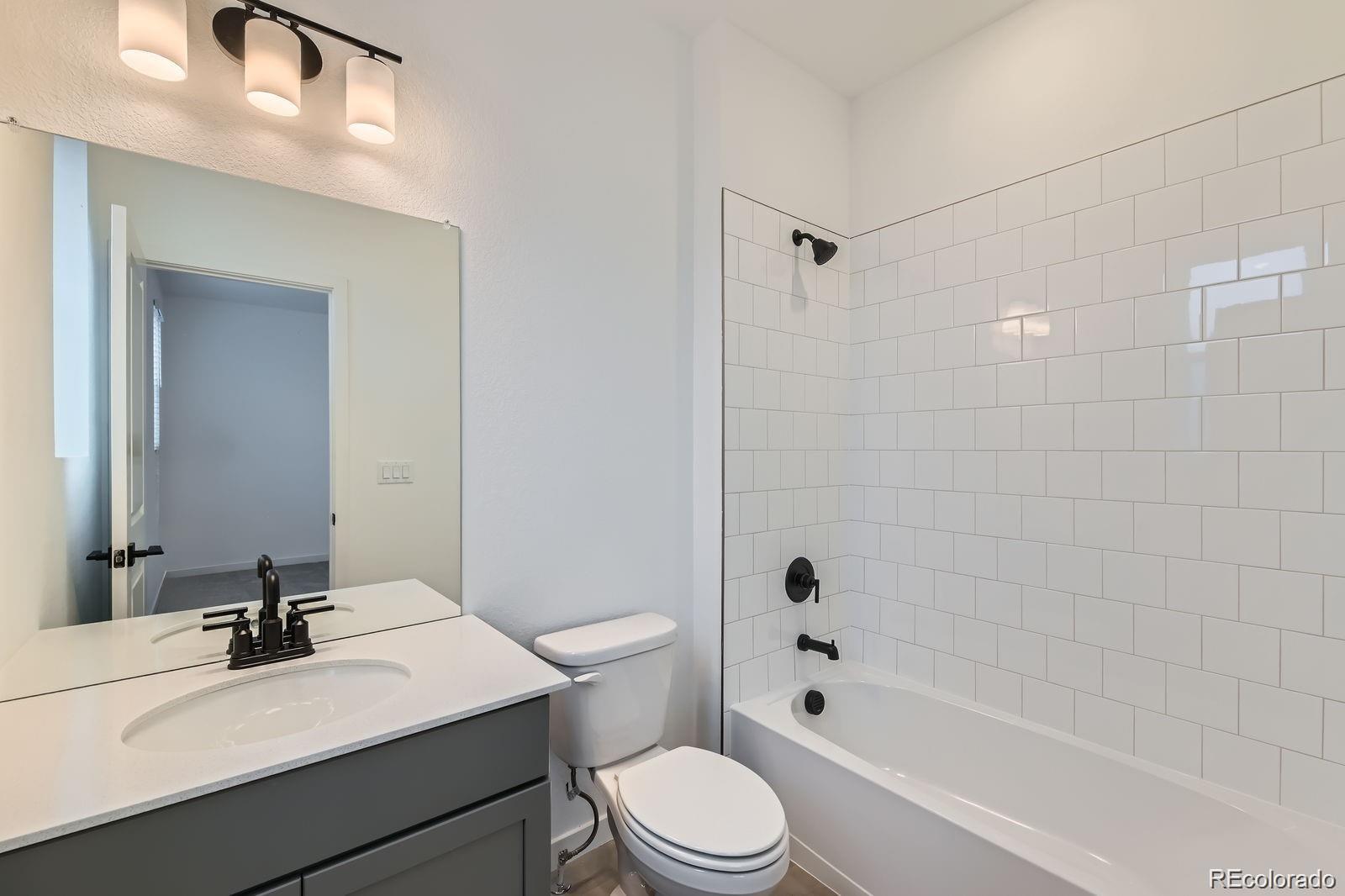 MLS Image #10 for 1759  peak loop,broomfield, Colorado