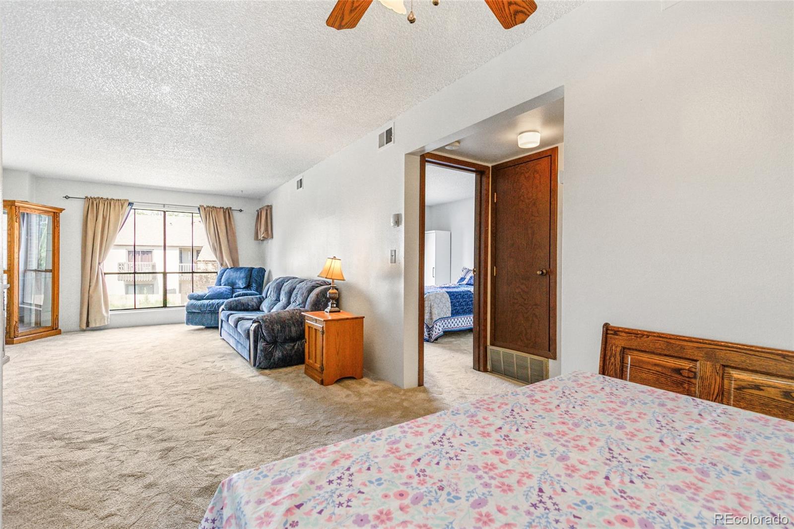 MLS Image #5 for 3550 s harlan street,denver, Colorado